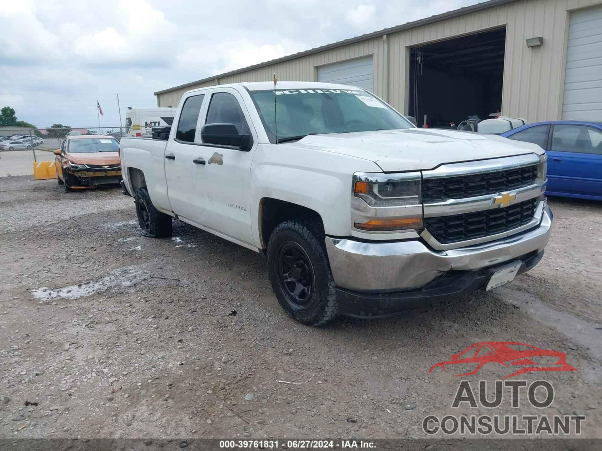 CHEVROLET SILVERADO 1500 2016 - 1GCRCNEH3GZ106524