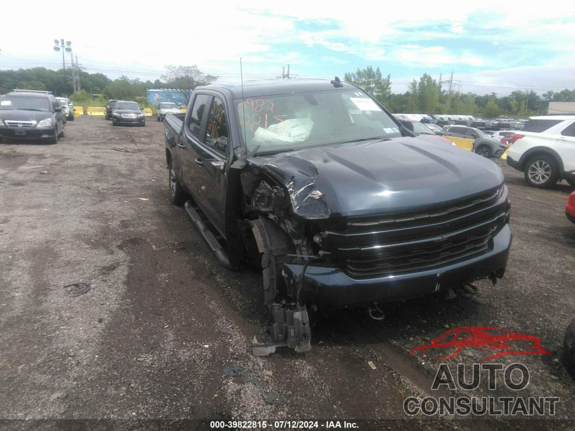 CHEVROLET SILVERADO 1500 2020 - 1GCUYEED7LZ231870
