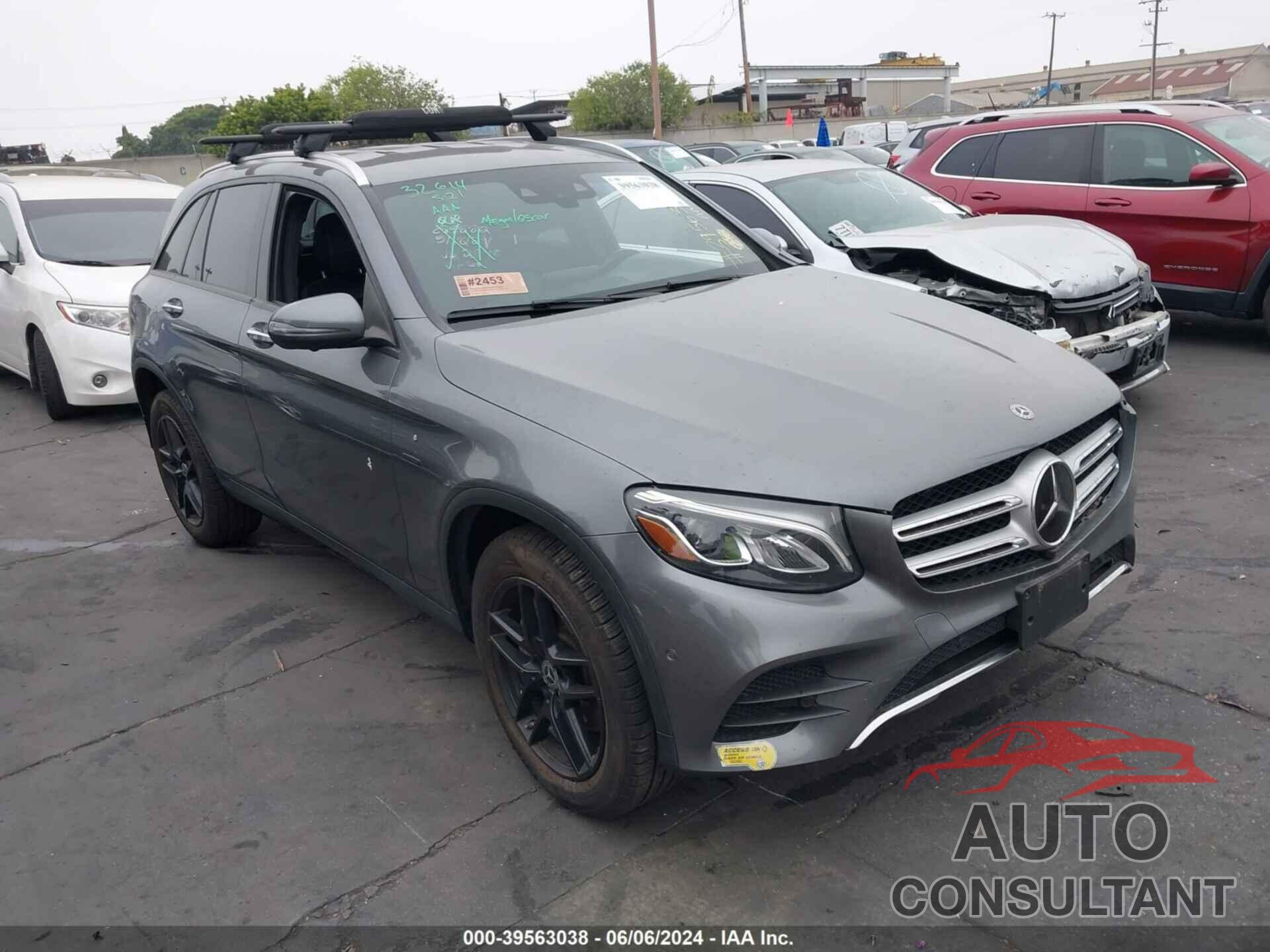 MERCEDES-BENZ GLC 350E 2019 - WDC0G5EB0KF562848