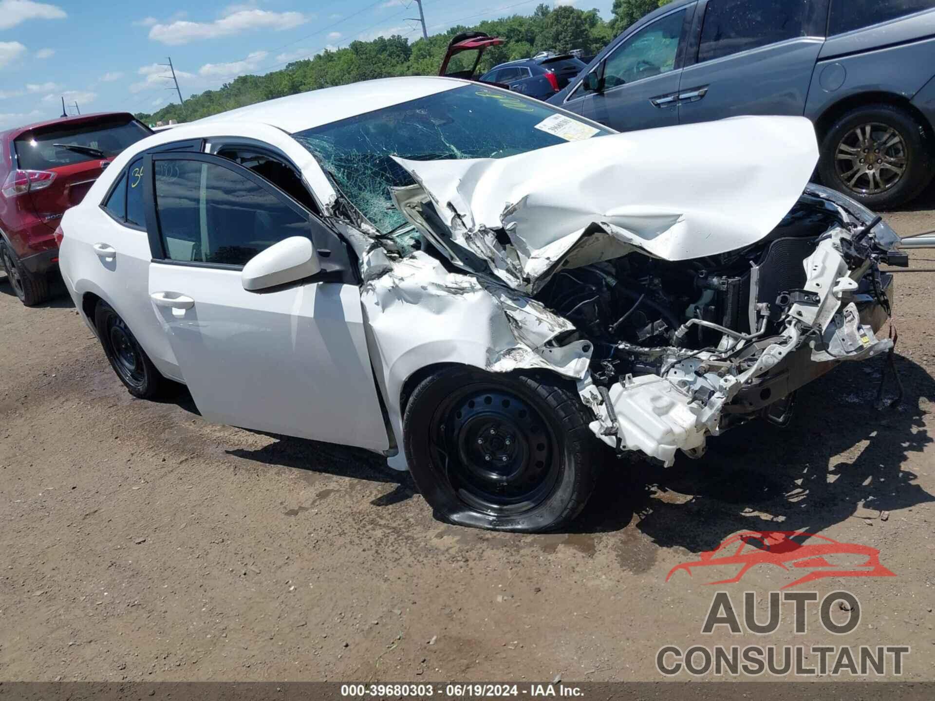 TOYOTA COROLLA 2018 - 2T1BURHE2JC073296