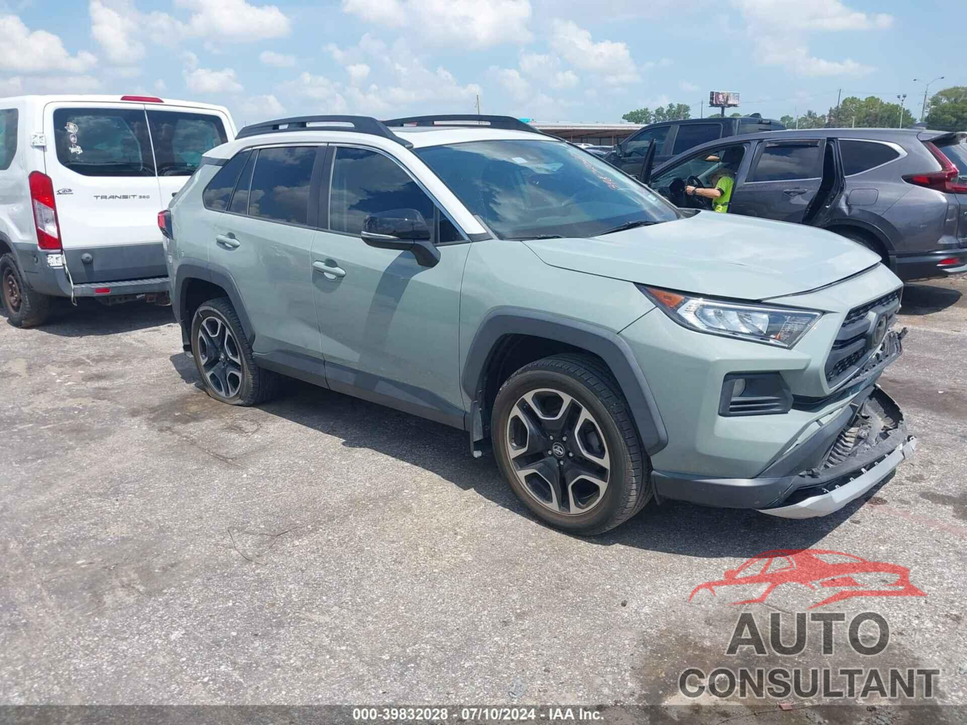 TOYOTA RAV4 2019 - 2T3J1RFV6KC035277