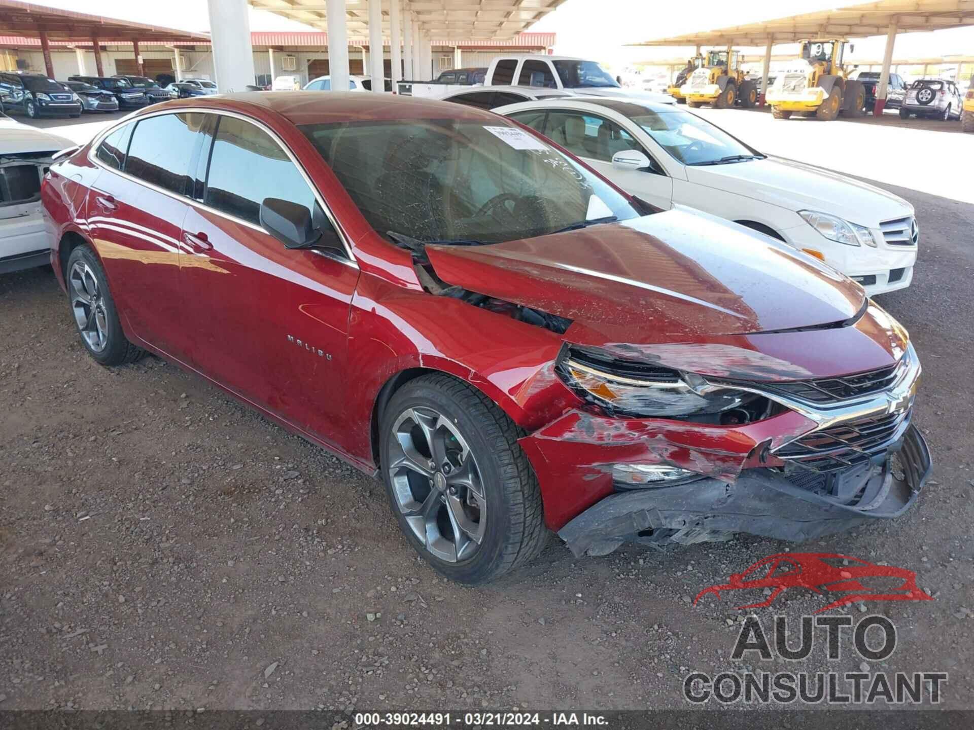 CHEVROLET MALIBU 2019 - 1G1ZG5ST2KF197009
