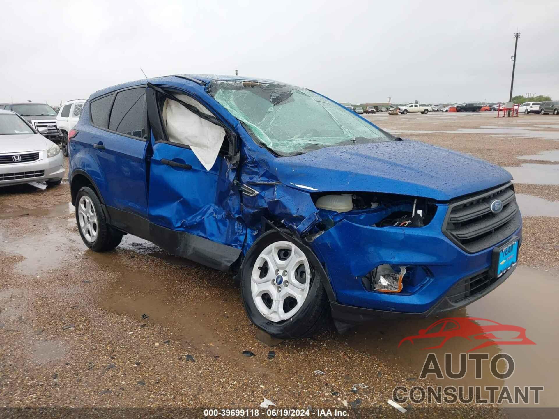 FORD ESCAPE 2019 - 1FMCU0F76KUB26134