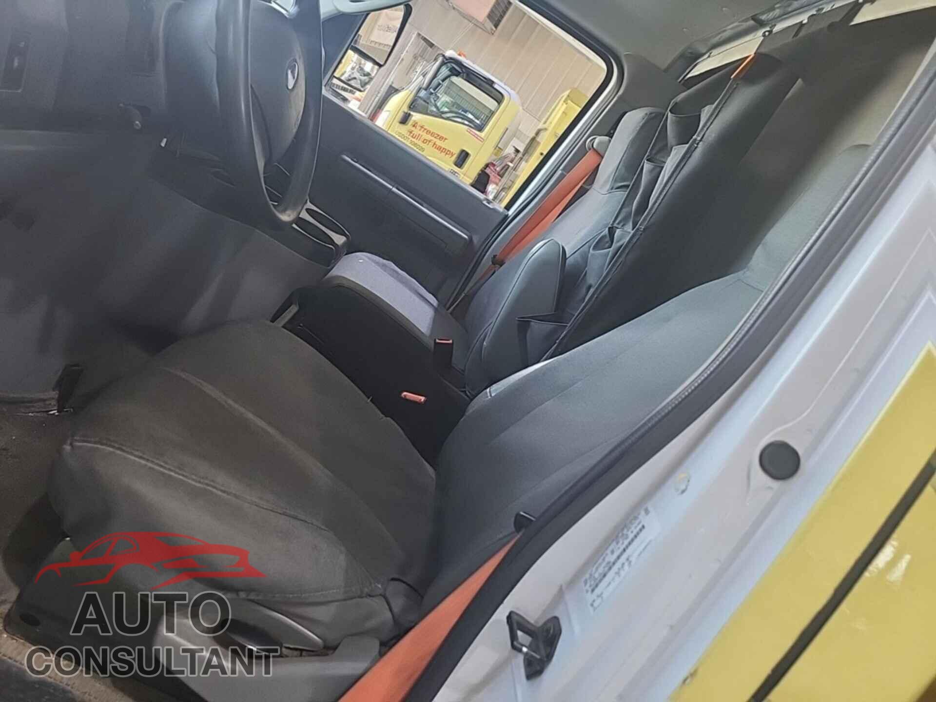 FORD ECONOLINE 2019 - 1FDXE4FS8KDC19280