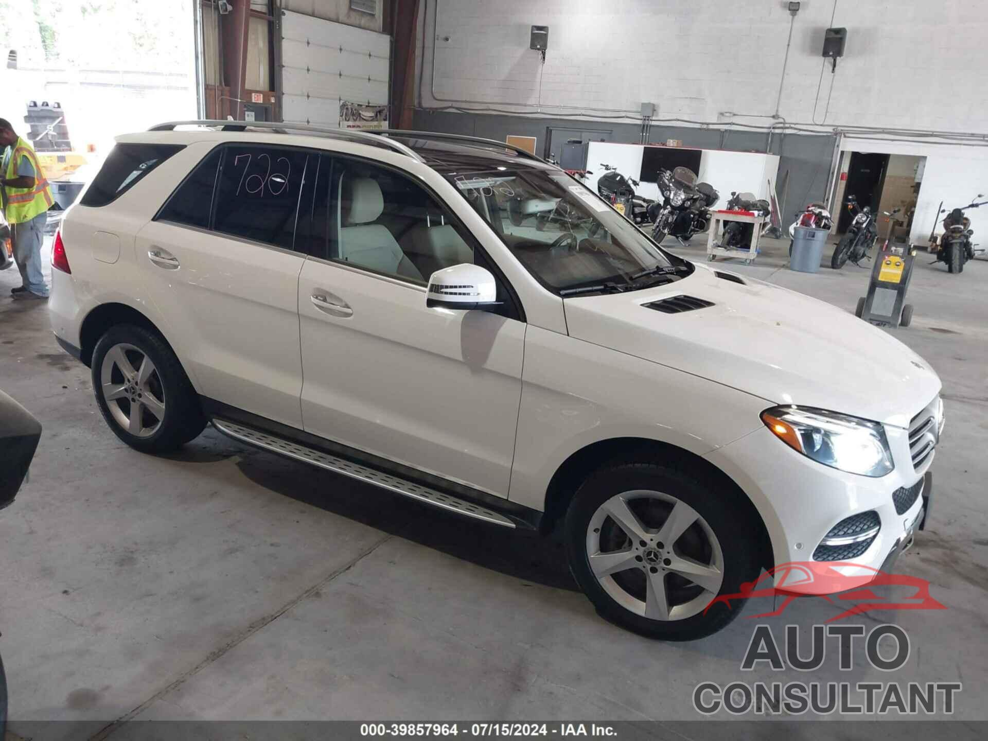 MERCEDES-BENZ GLE 350 2018 - 4JGDA5HB0JB199828