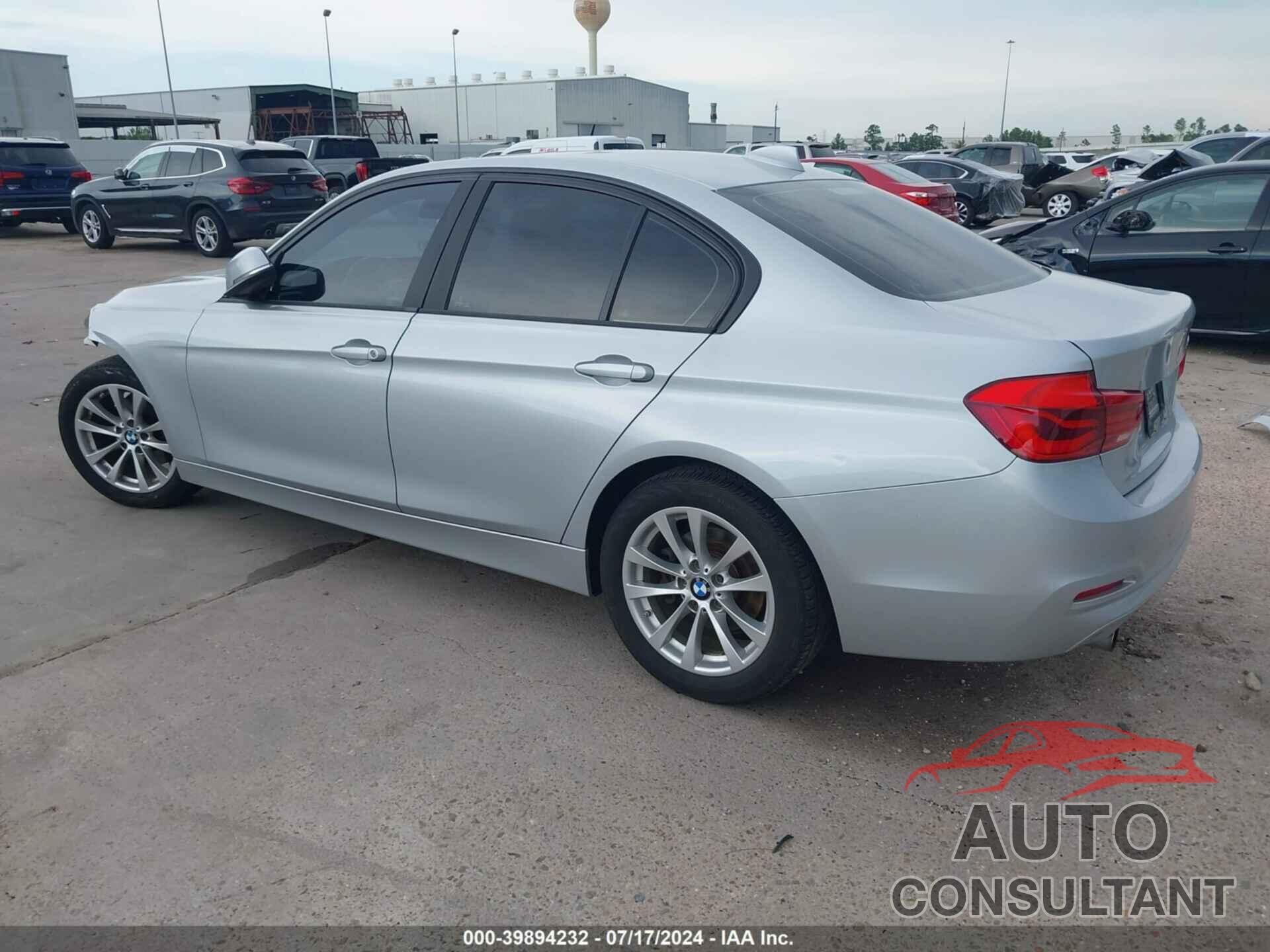 BMW 320I 2016 - WBA8E1G57GNT36332