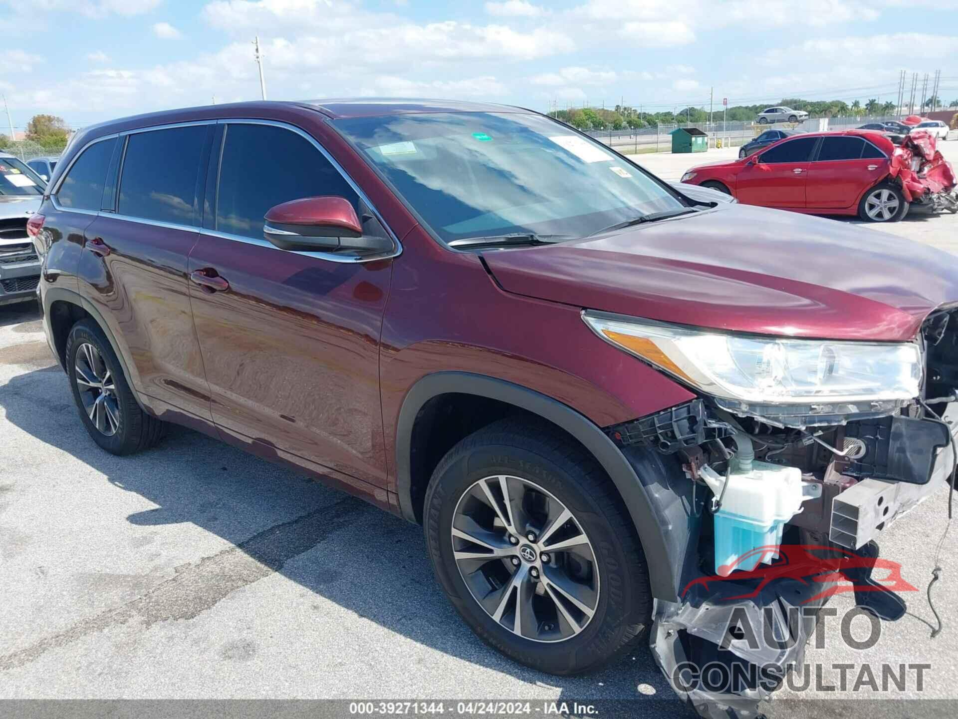 TOYOTA HIGHLANDER 2018 - 5TDZARFH4JS041073