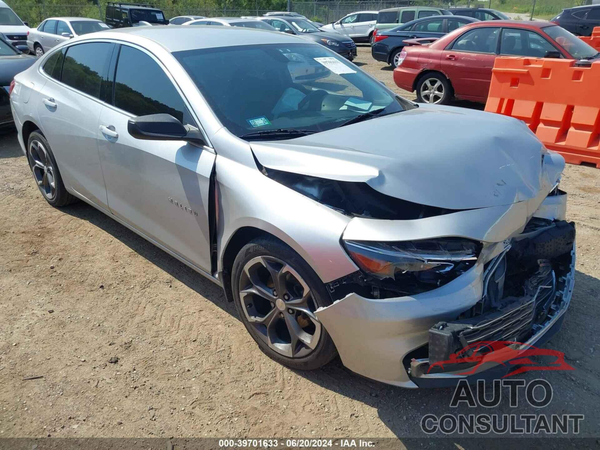 CHEVROLET MALIBU 2017 - 1G1ZB5ST7HF225653