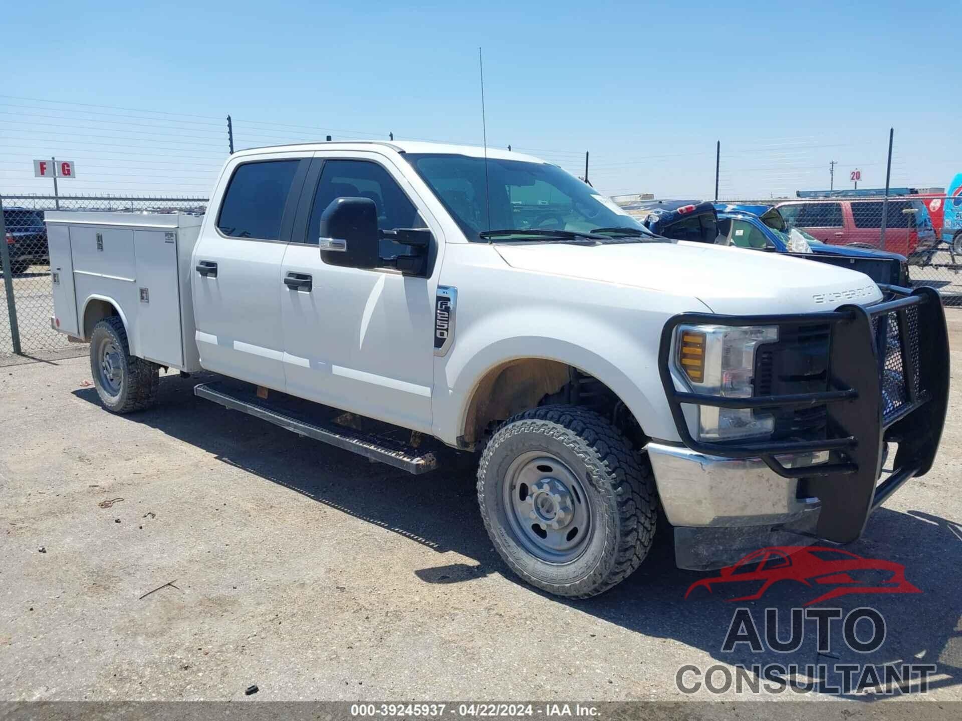 FORD F-250 2018 - 1FD7W2B60JED05346