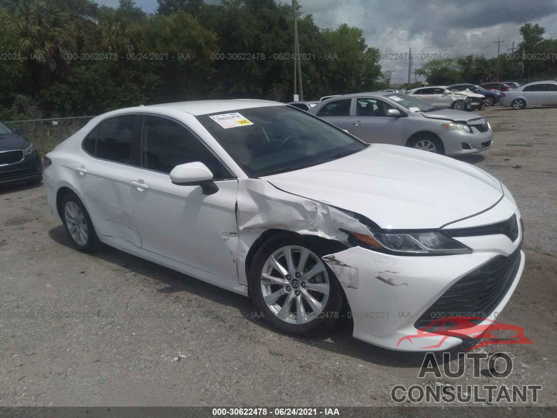 TOYOTA CAMRY 2019 - 4T1B11HK5KU189530