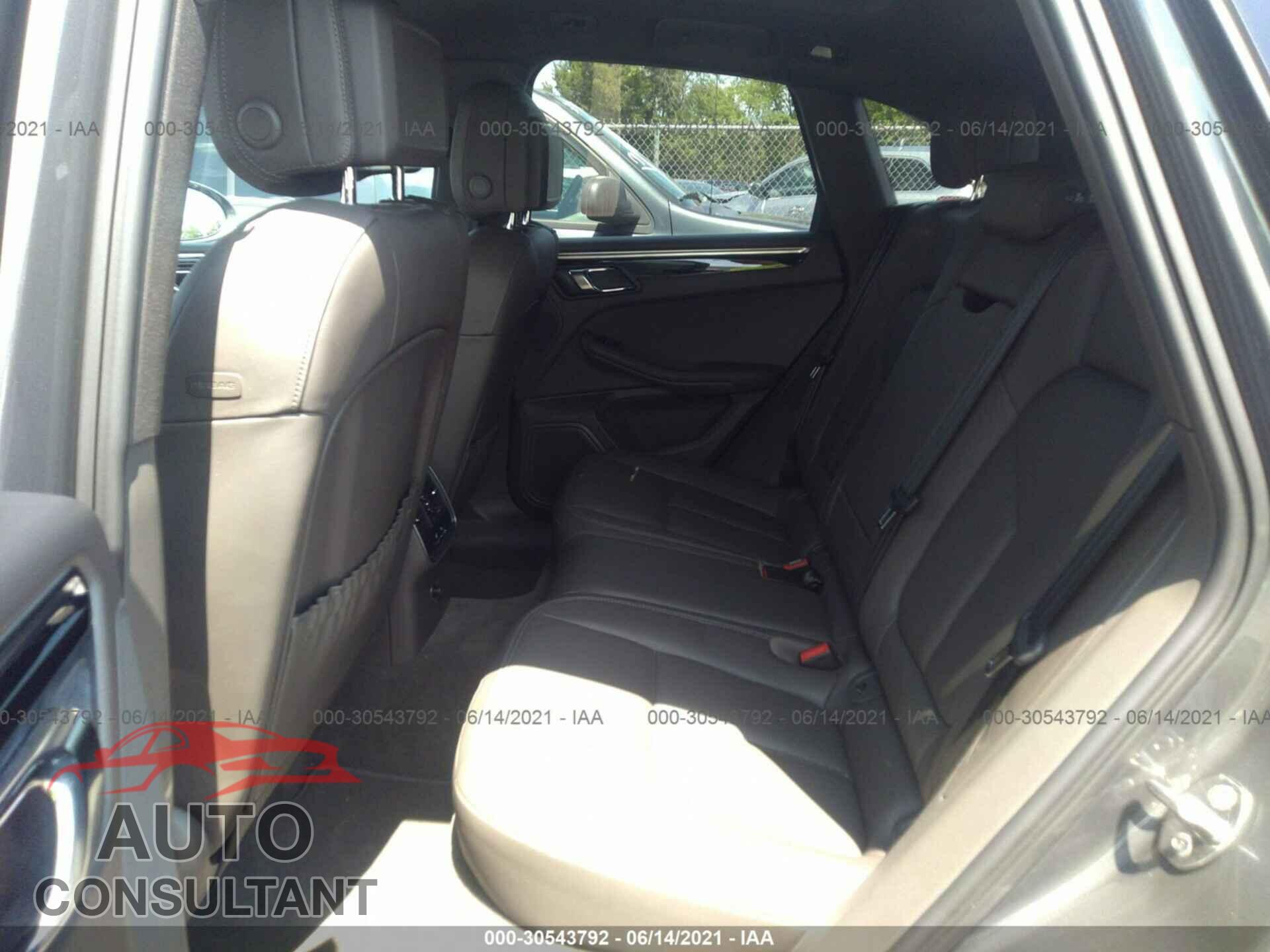 PORSCHE MACAN 2016 - WP1AB2A59GLB56968
