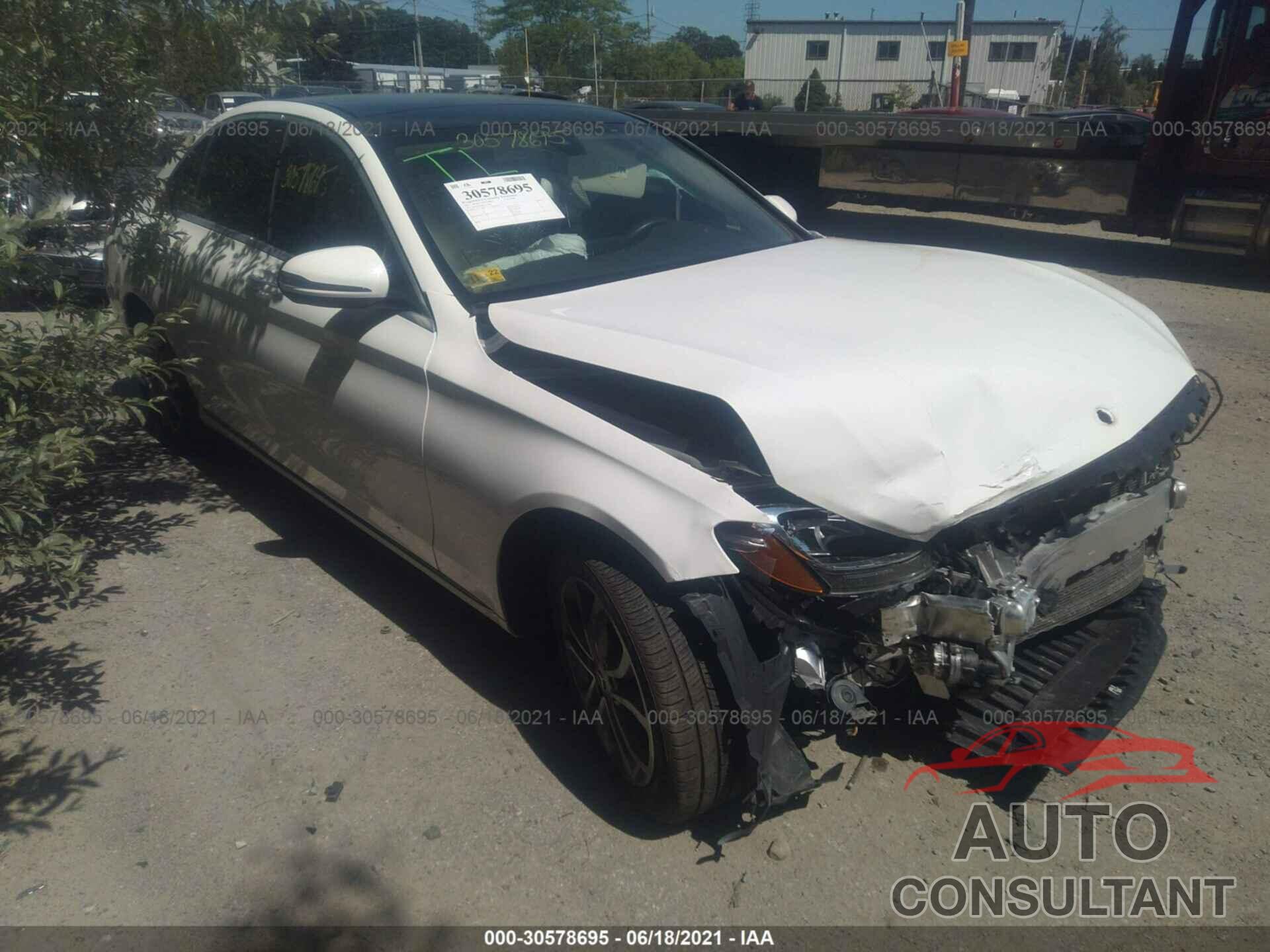 MERCEDES-BENZ C-CLASS 2017 - 55SWF4KB8HU225079