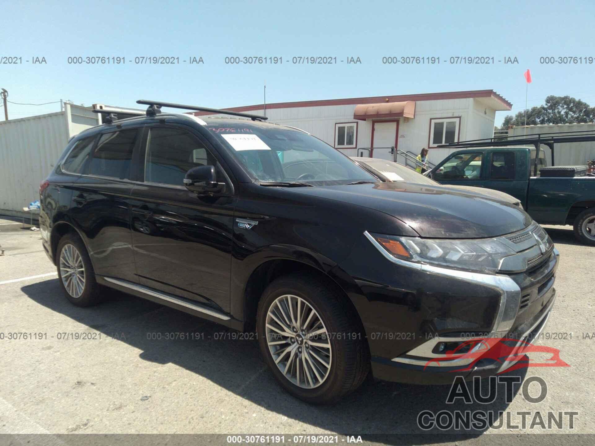 MITSUBISHI OUTLANDER PHEV 2020 - JA4J24A56LZ041940