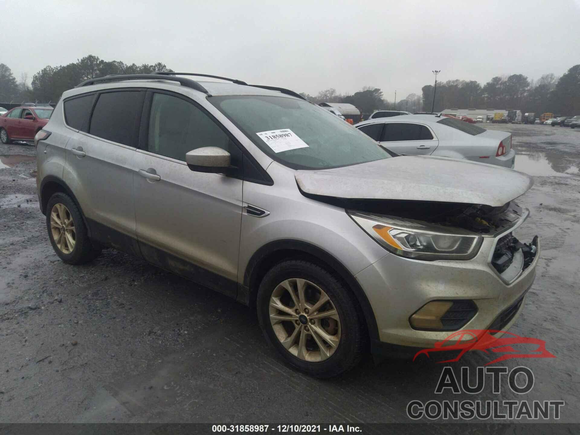 FORD ESCAPE 2017 - 1FMCU0GD4HUA18978