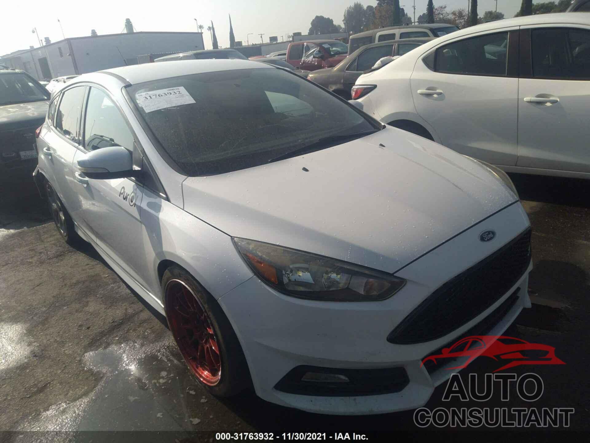 FORD FOCUS 2016 - 1FADP3L99GL372637