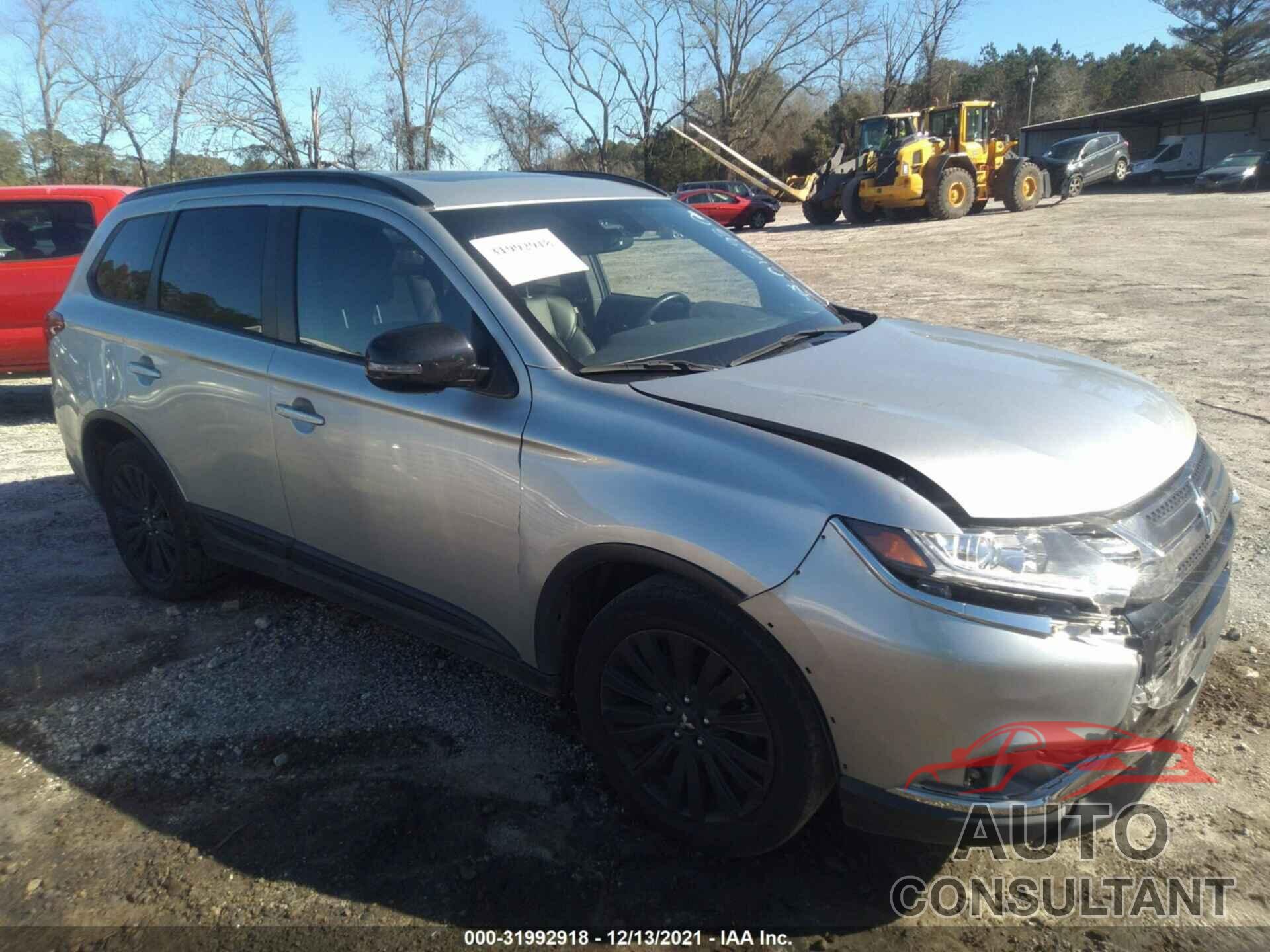 MITSUBISHI OUTLANDER 2020 - JA4AD3A38LZ012930