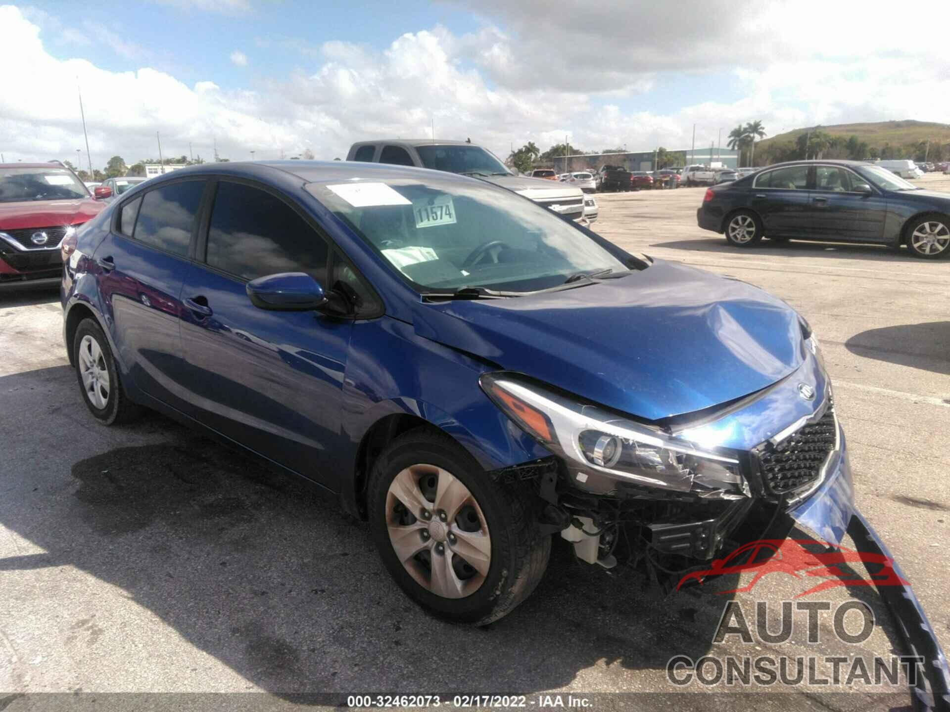 KIA FORTE 2018 - 3KPFK4A72JE258732