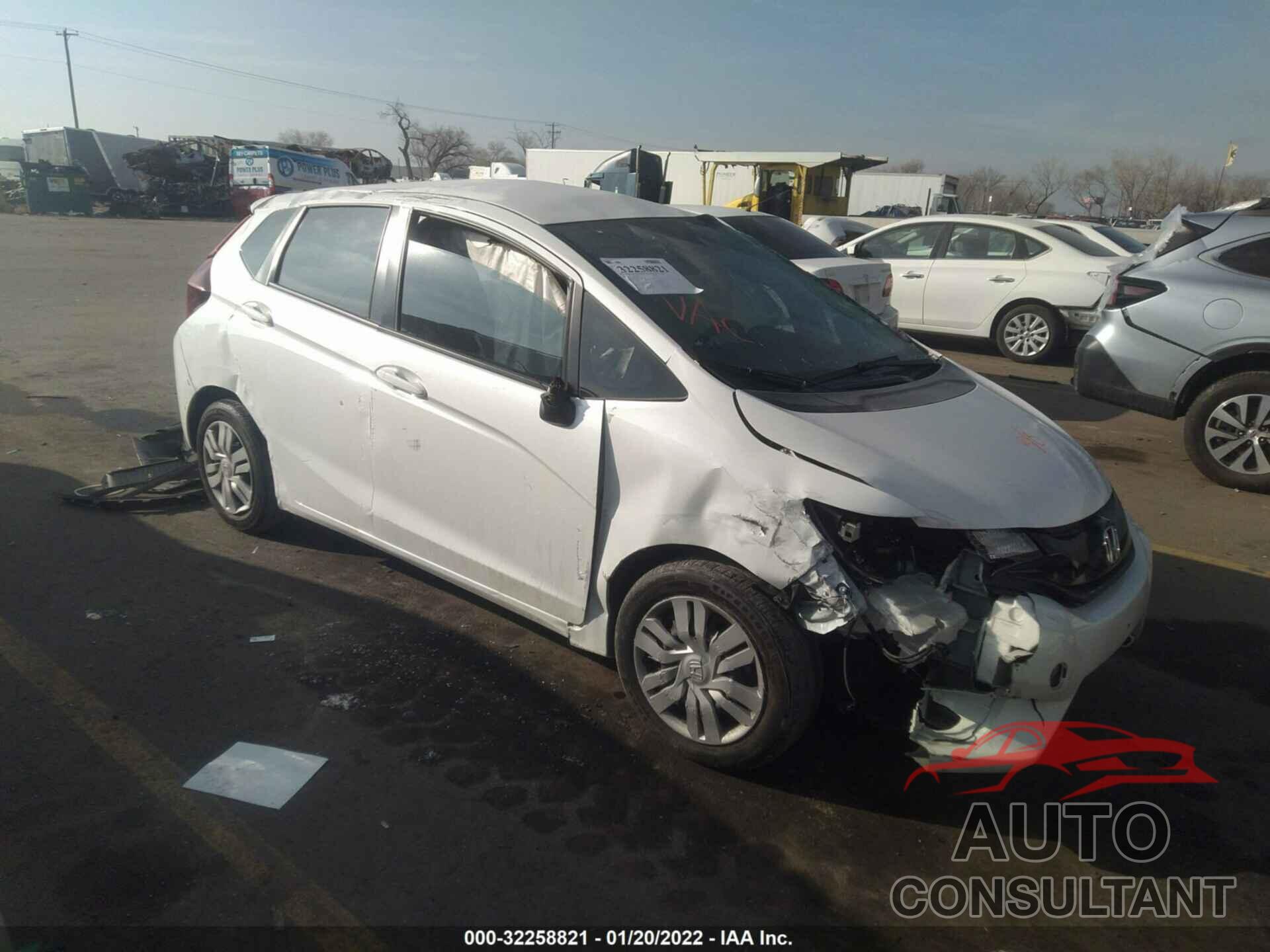 HONDA FIT 2016 - JHMGK5H50GX011425