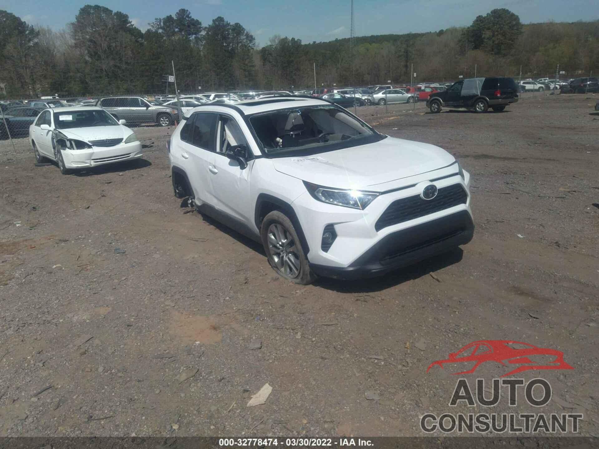 TOYOTA RAV4 2020 - 2T3C1RFV8LC082630