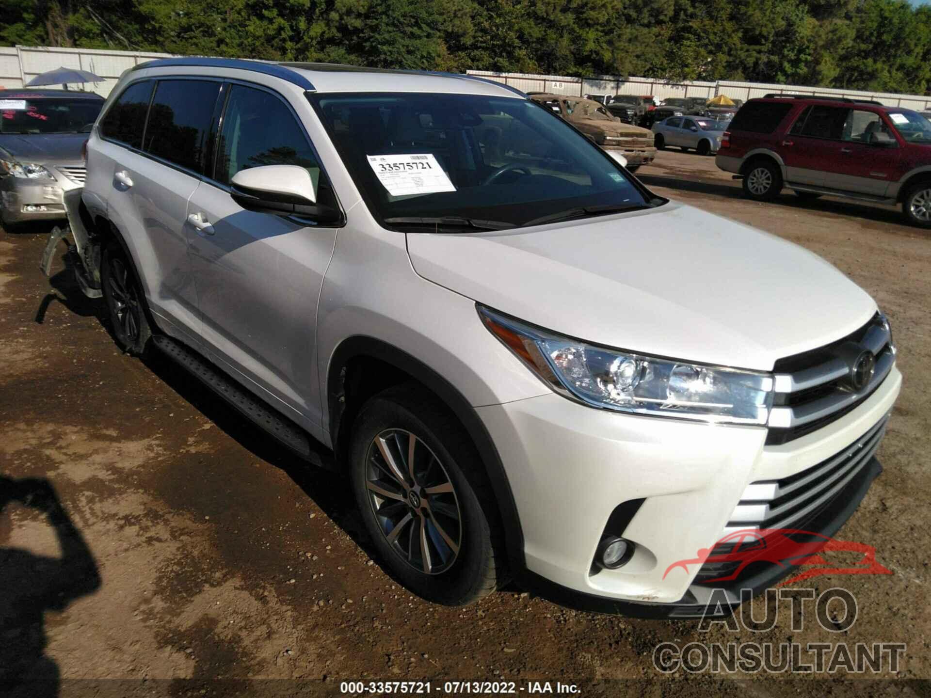 TOYOTA HIGHLANDER 2018 - 5TDKZRFH2JS274444