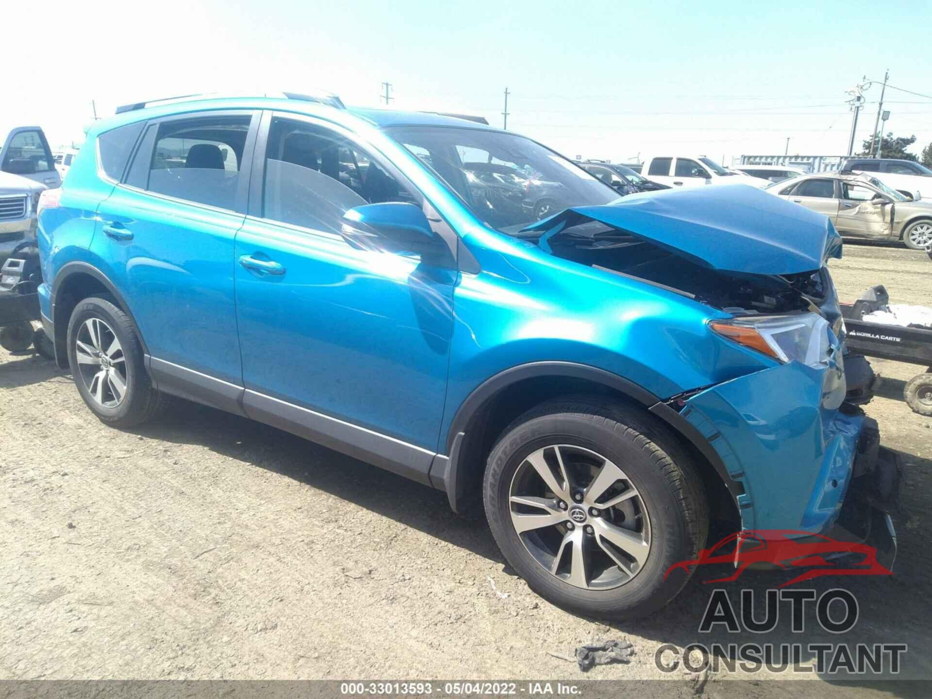 TOYOTA RAV4 2018 - JTMRFREV8JD231513