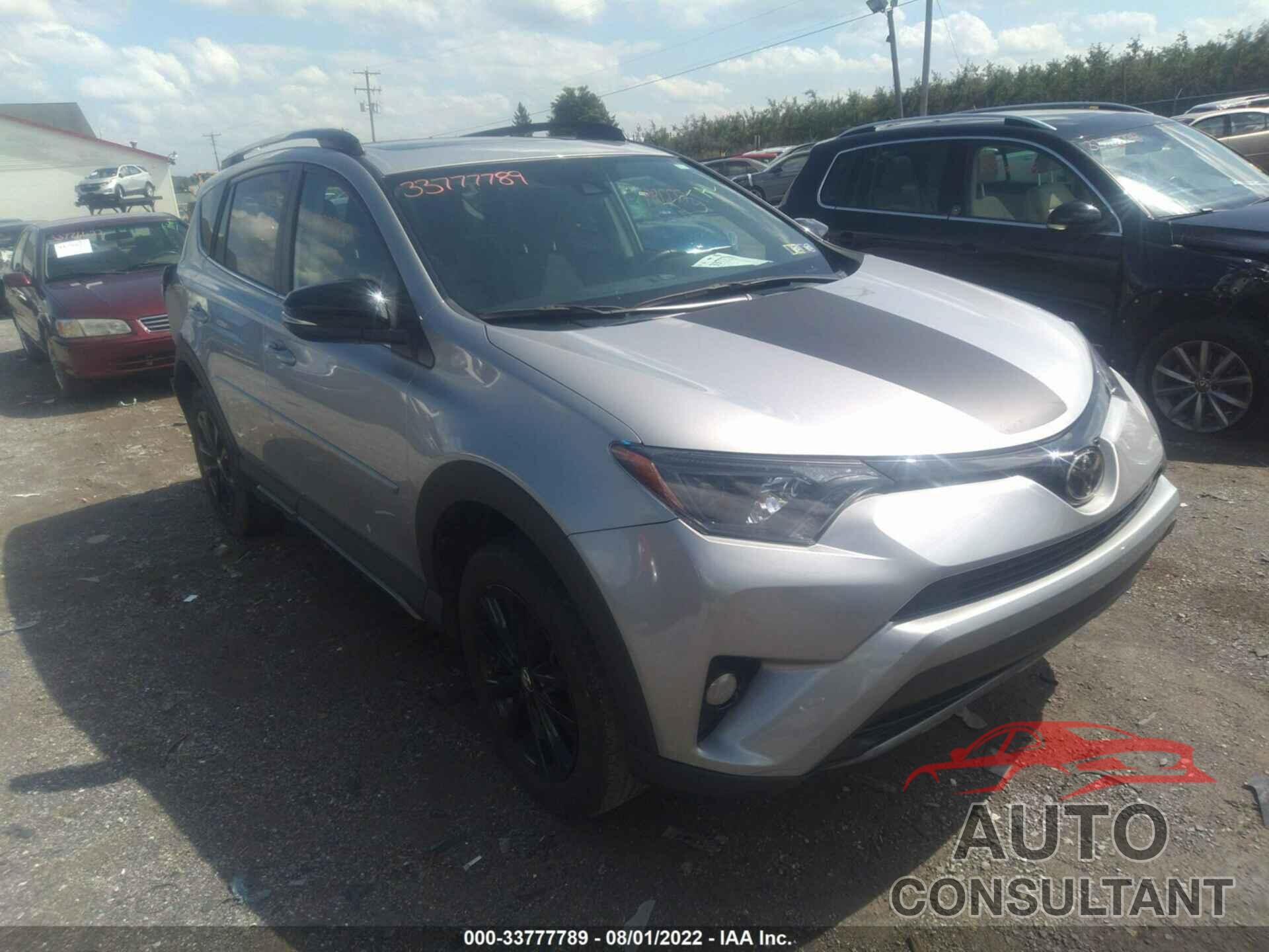TOYOTA RAV4 2018 - 2T3RFREV2JW756165