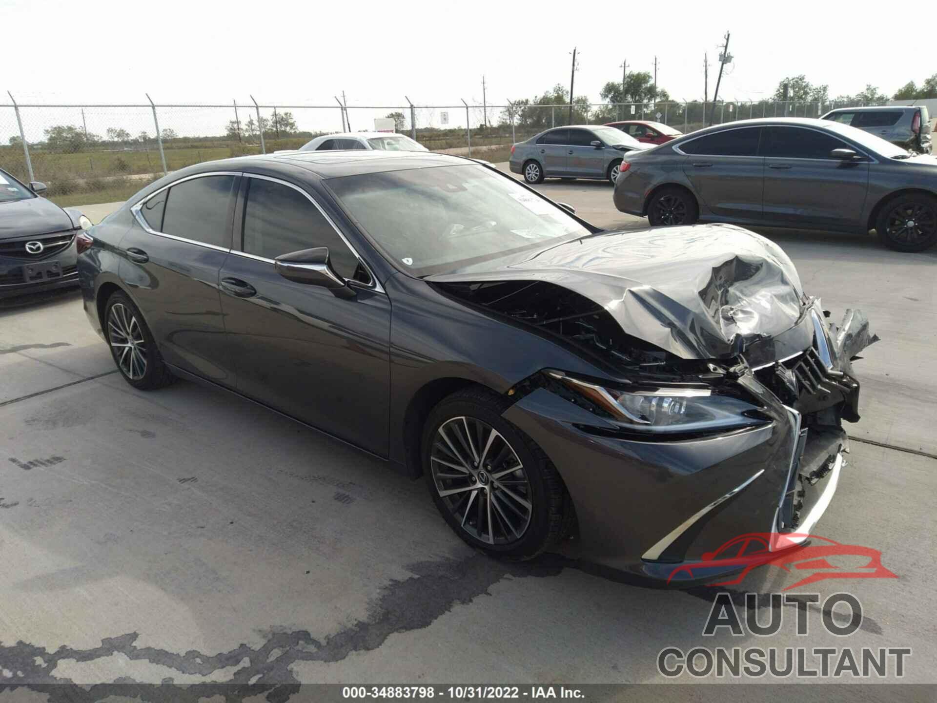 LEXUS ES 2022 - 58ADZ1B15NU125289