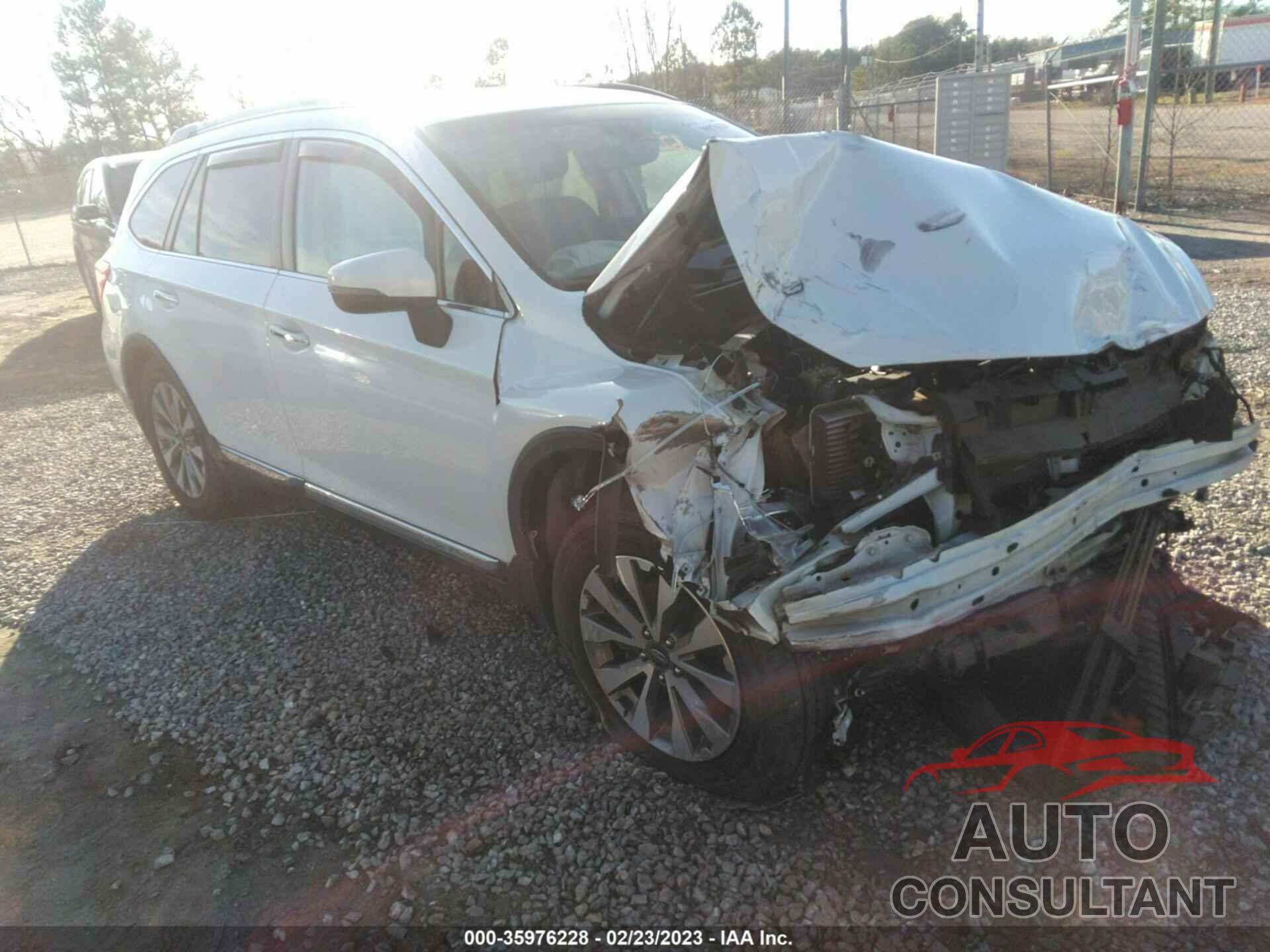 SUBARU OUTBACK 2018 - 4S4BSATC9J3270421