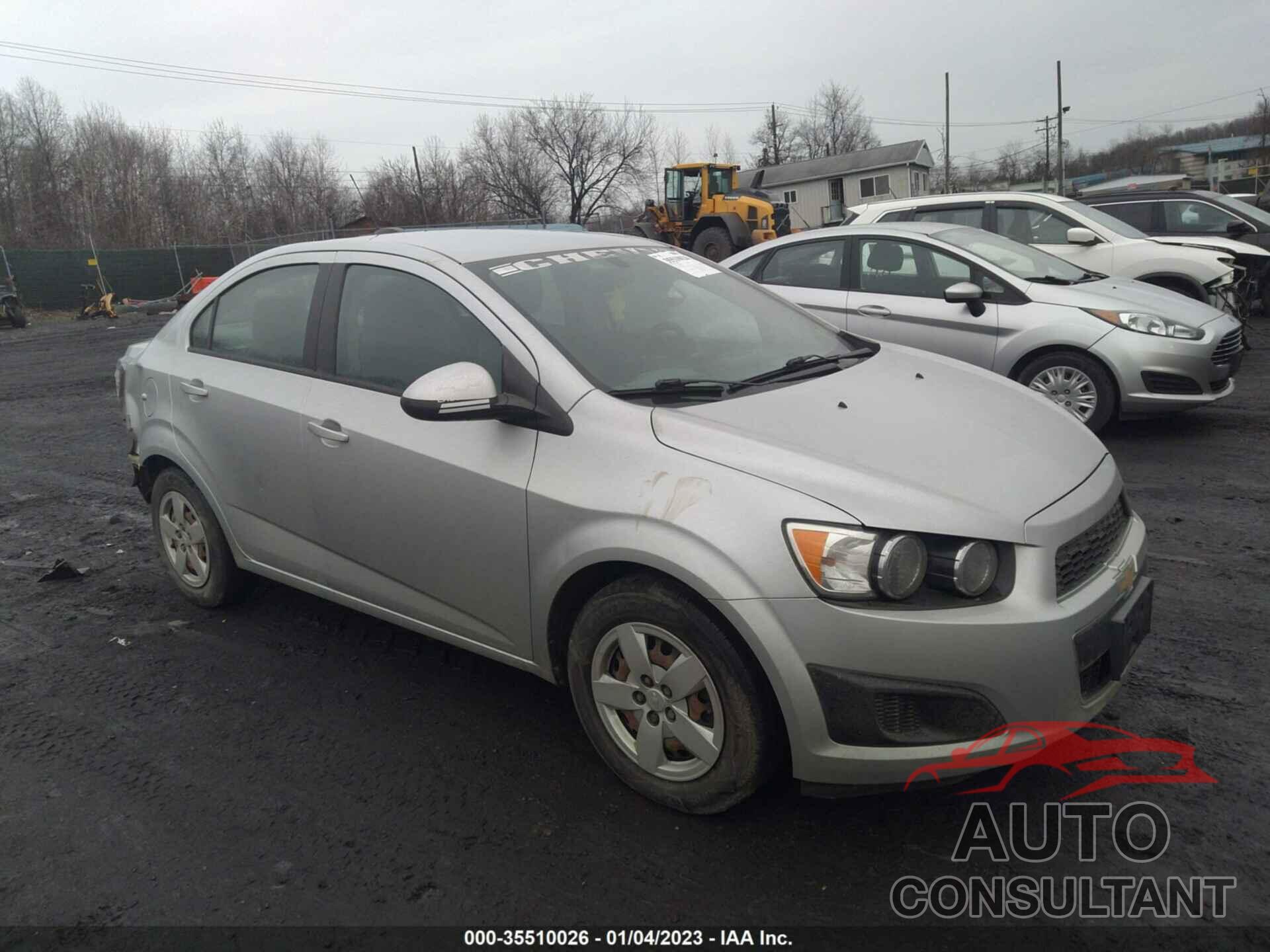 CHEVROLET SONIC 2016 - 1G1JB5SG9G4103208