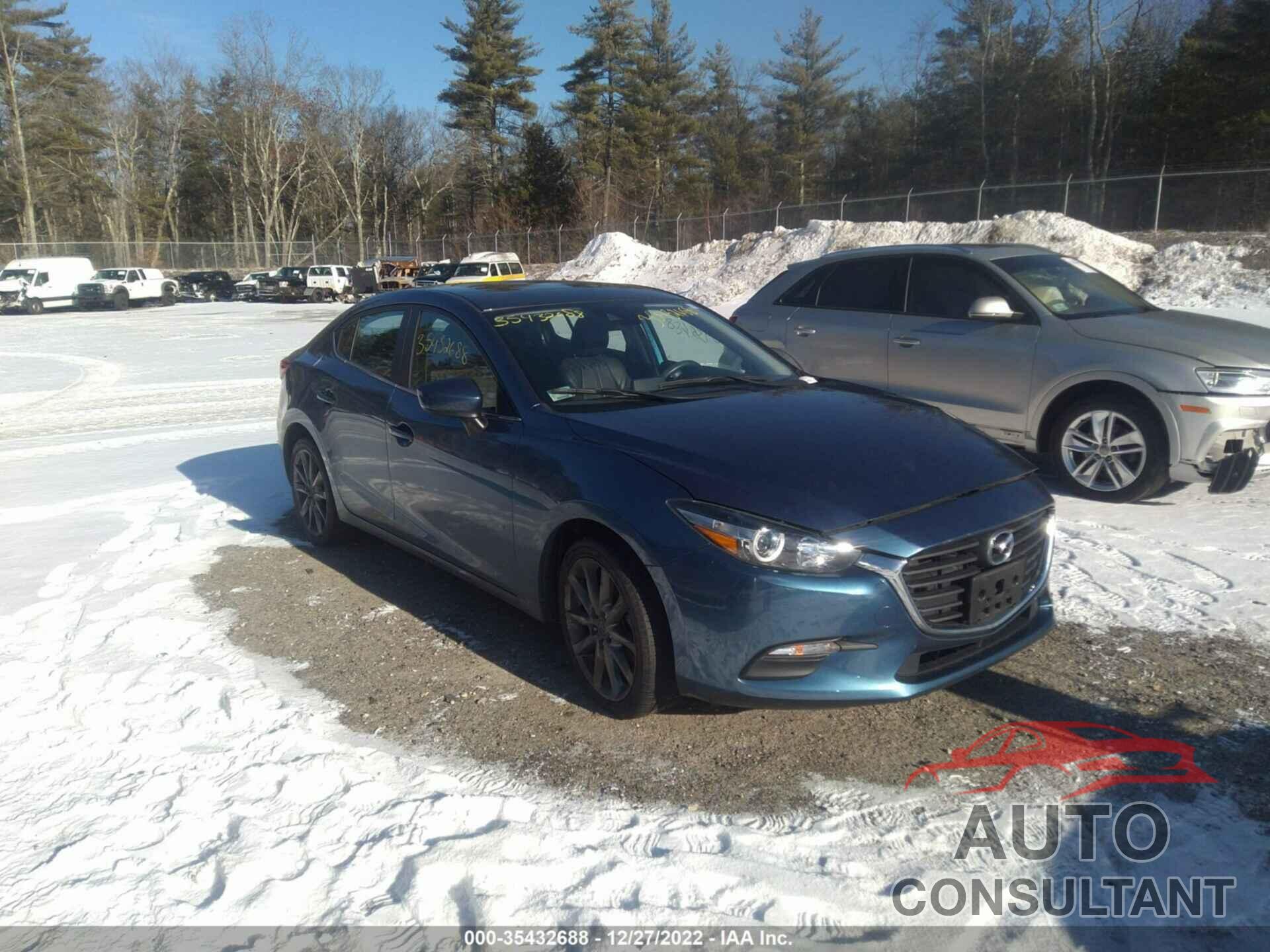 MAZDA MAZDA3 4-DOOR 2018 - 3MZBN1V35JM275989