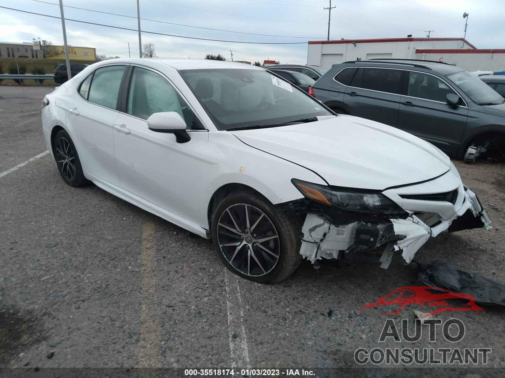 TOYOTA CAMRY 2021 - 4T1G11AK2MU414036