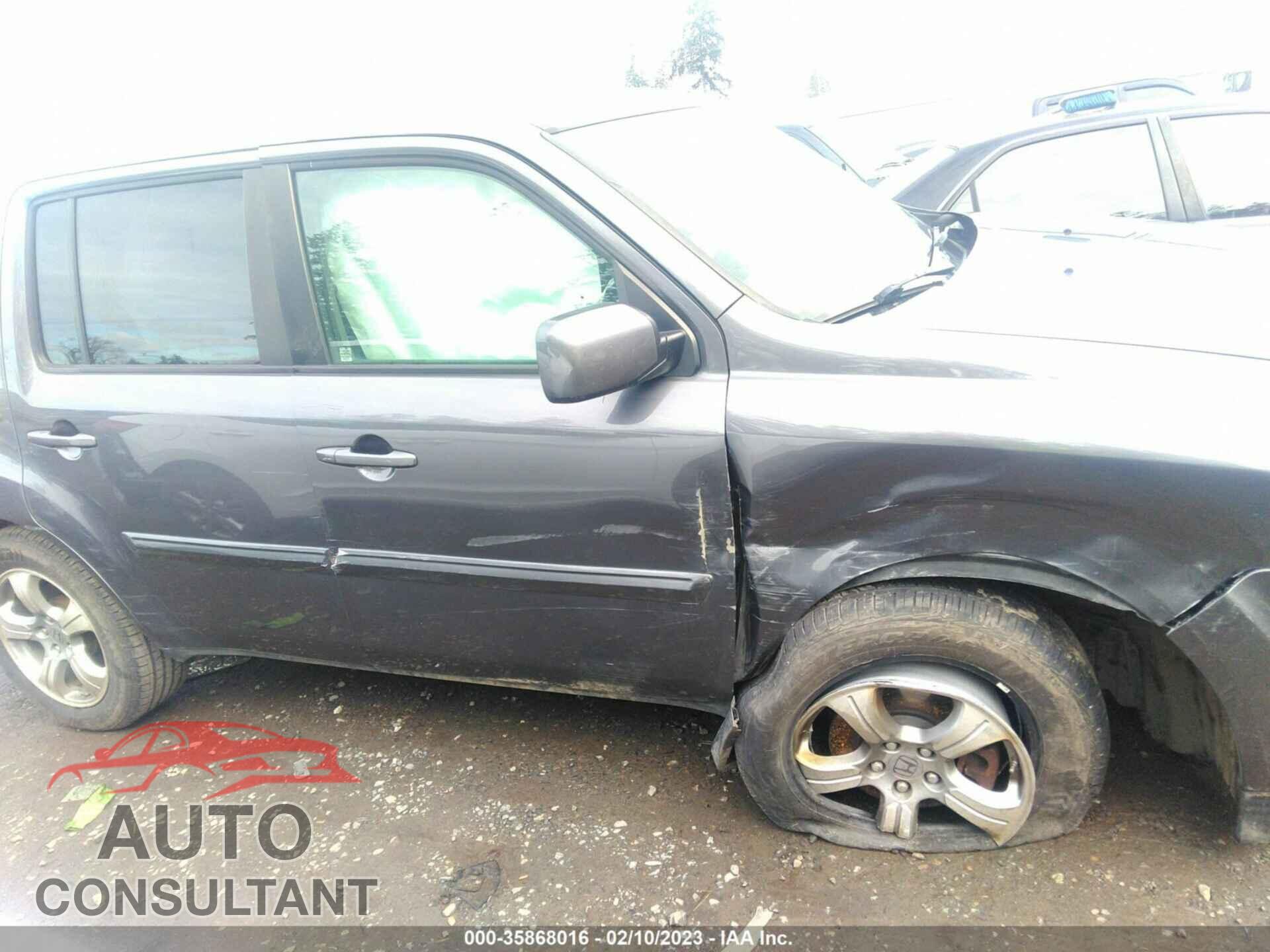 HONDA PILOT 2015 - 5FNYF4H51FB070447