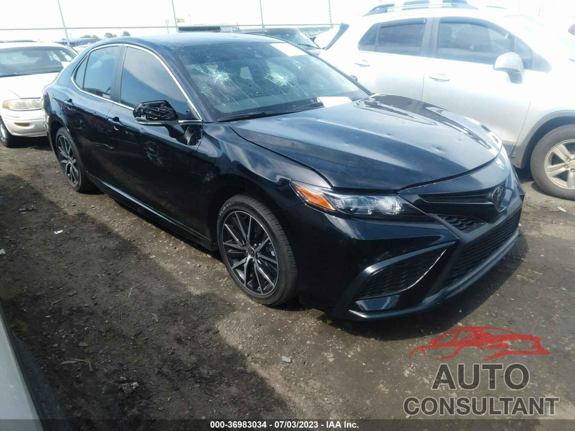 TOYOTA CAMRY 2023 - 4T1G11AK7PU723523