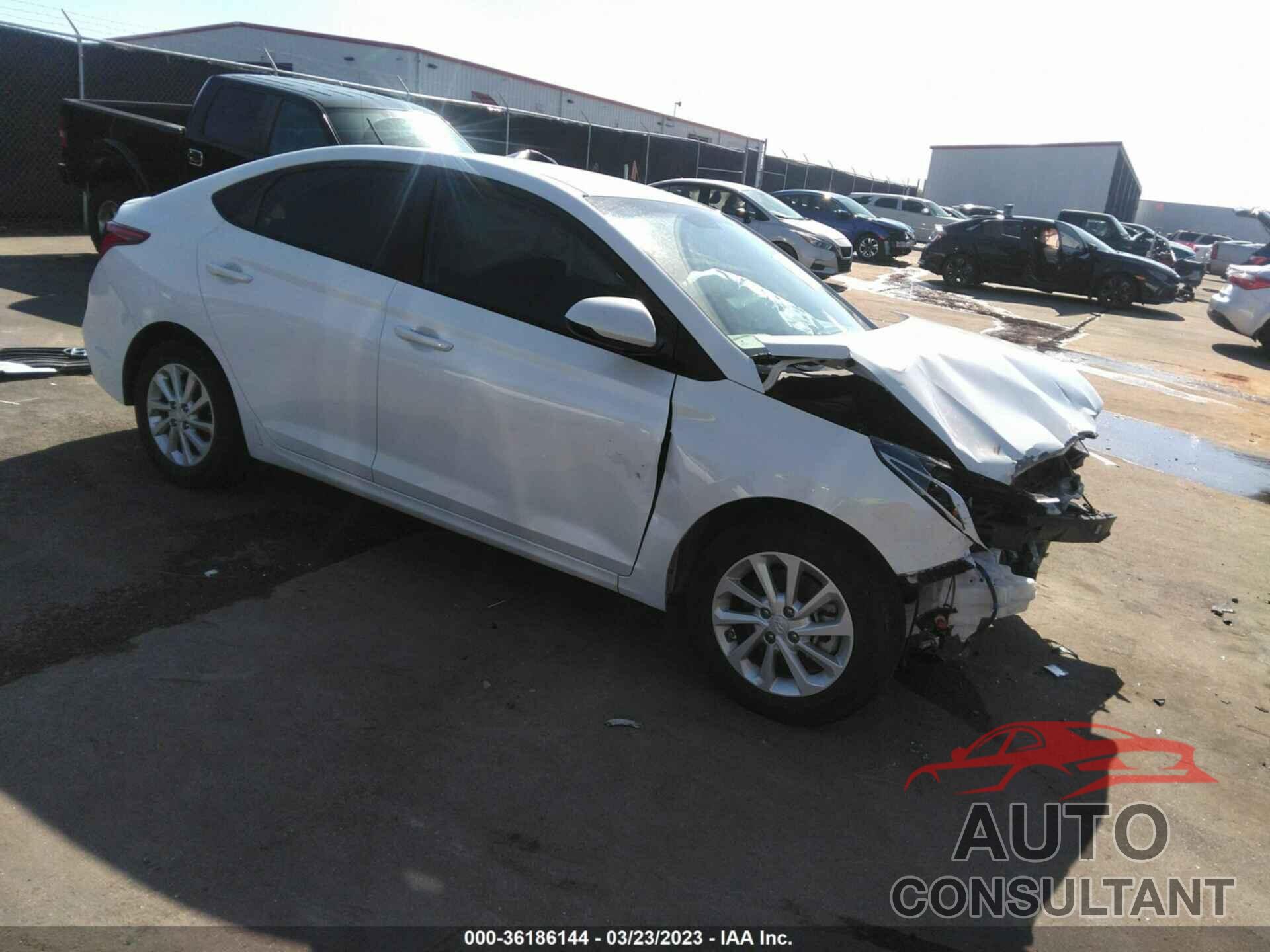 HYUNDAI ACCENT 2018 - 3KPC24A38JE022151