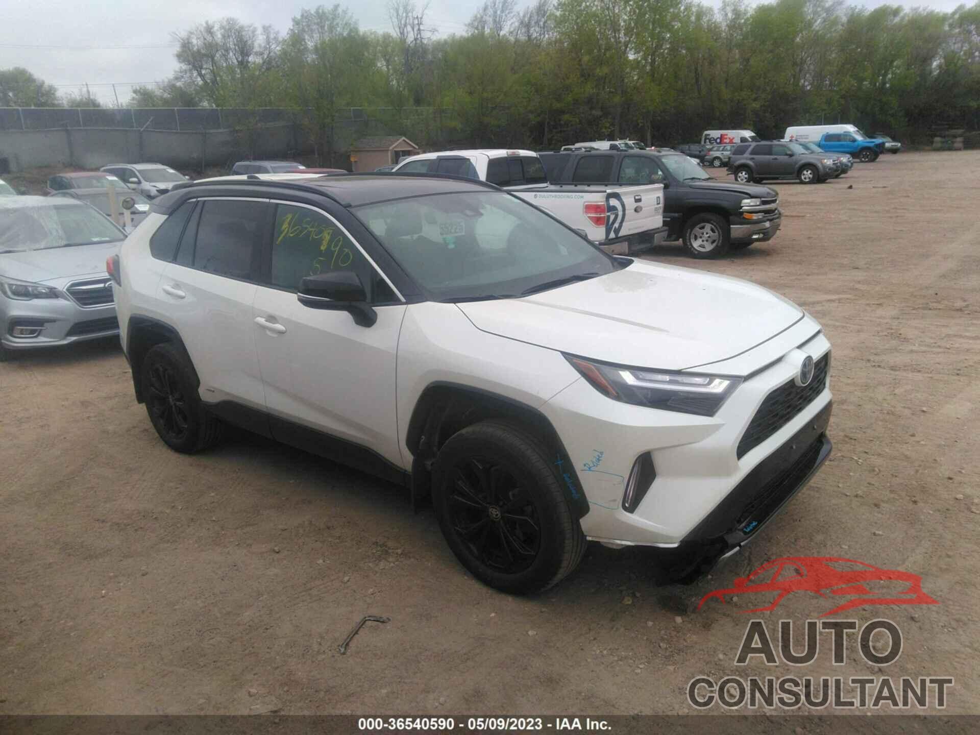 TOYOTA RAV4 2022 - 2T3E6RFV4NW031105