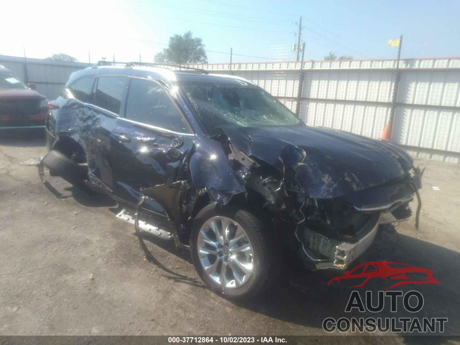 TOYOTA HIGHLANDER 2023 - 5TDKDRAH1PS022778