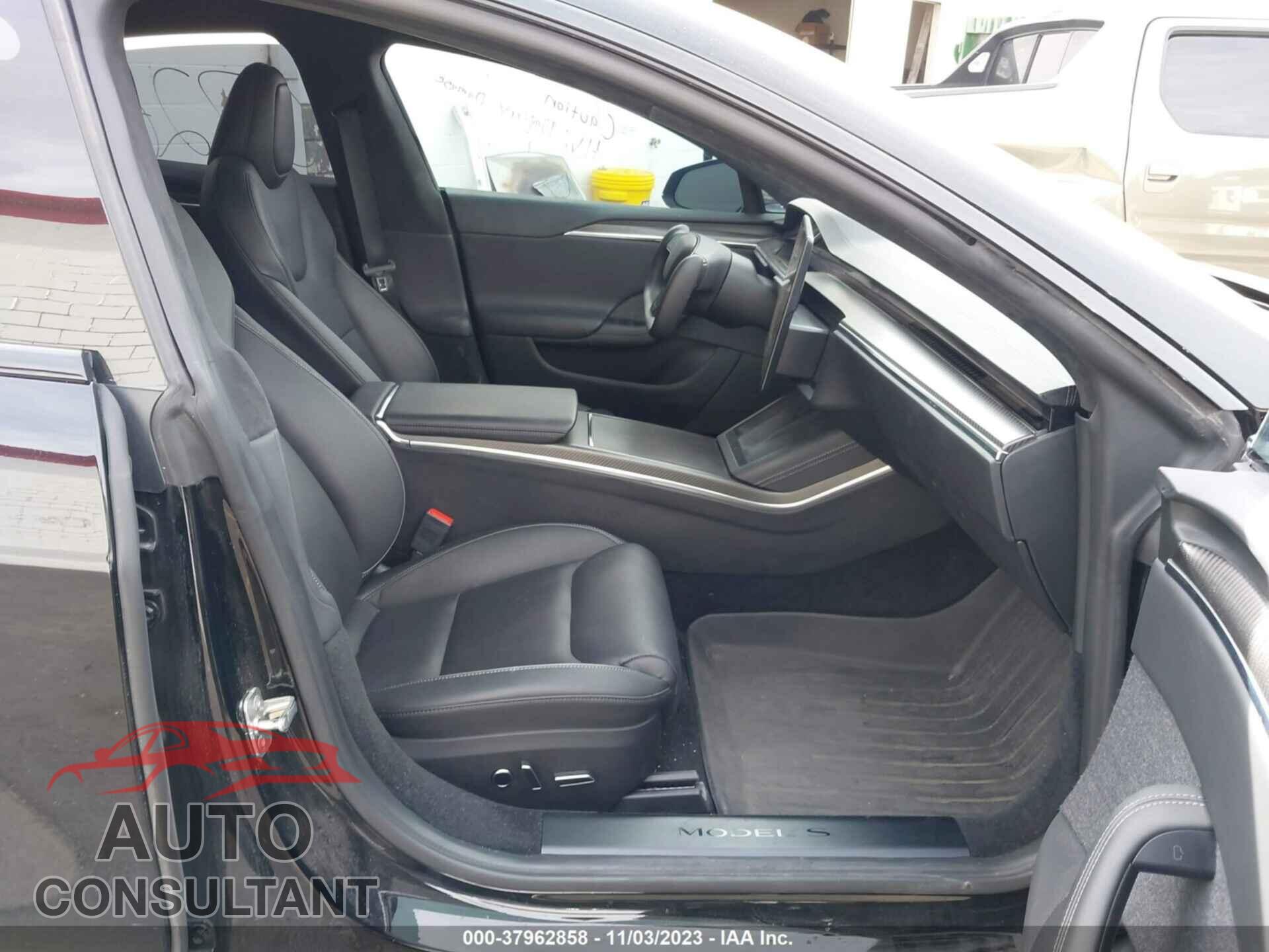 TESLA MODEL S 2022 - 5YJSA1E64NF491142