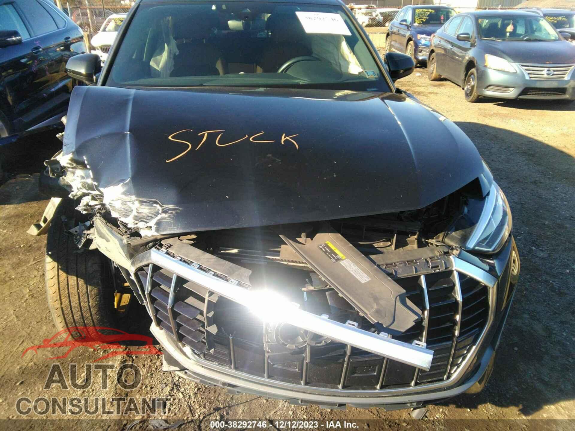 AUDI Q3 2020 - WA1EECF37L1026937