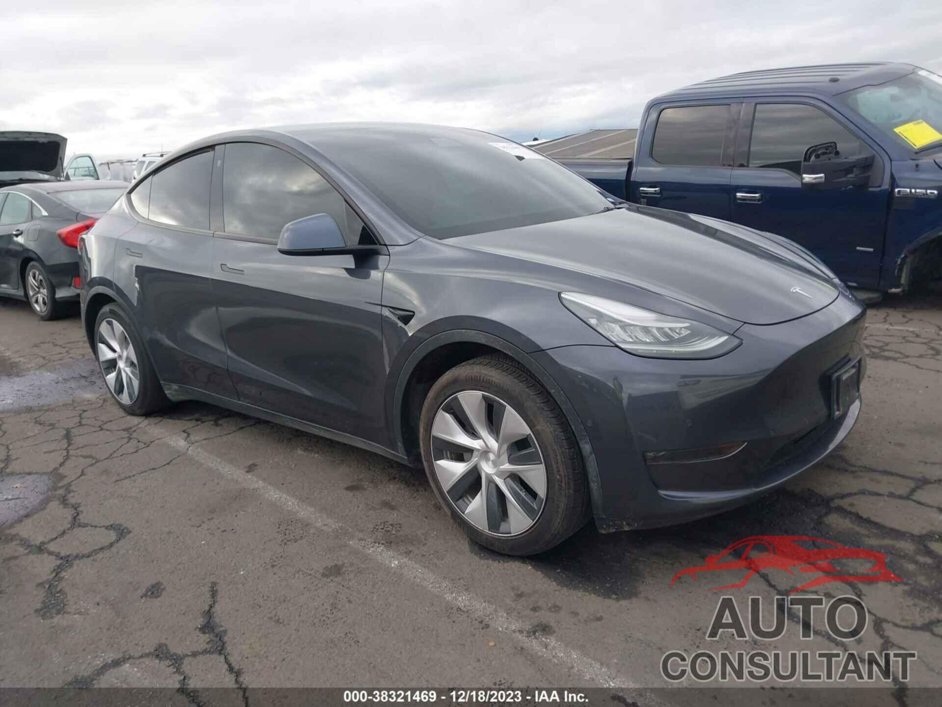 TESLA MODEL Y 2021 - 5YJYGAEE3MF150782