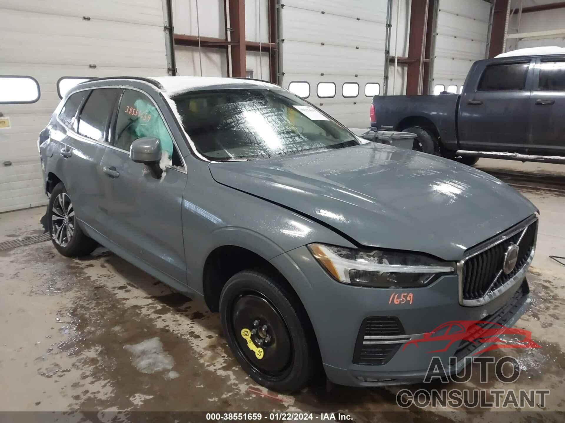 VOLVO XC60 2023 - YV4L12RK6P1374155