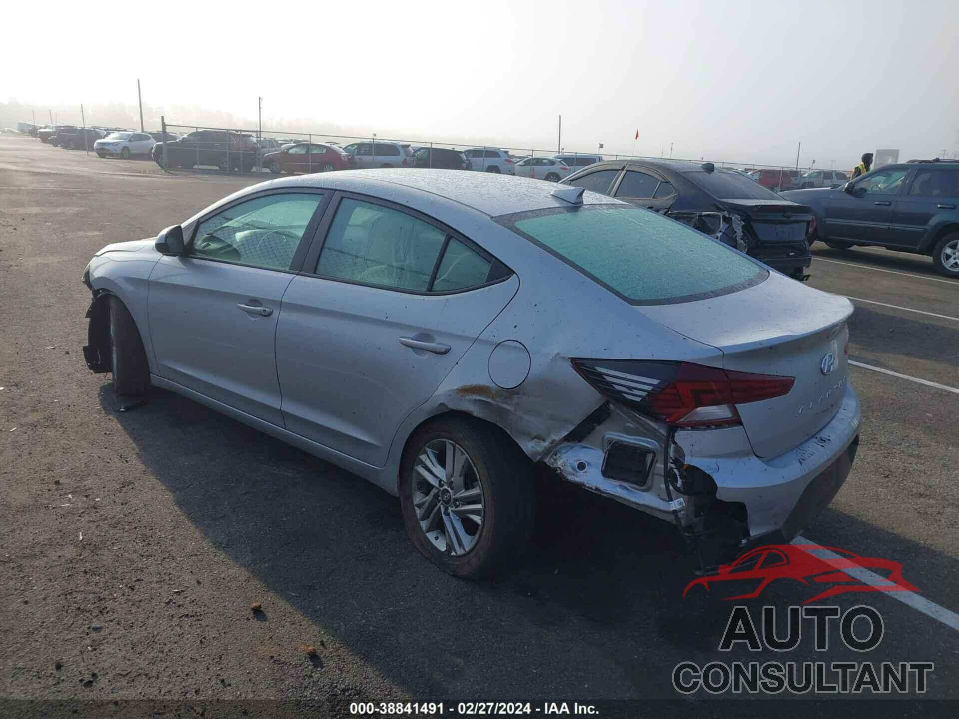 HYUNDAI ELANTRA 2020 - KMHD84LF4LU099545