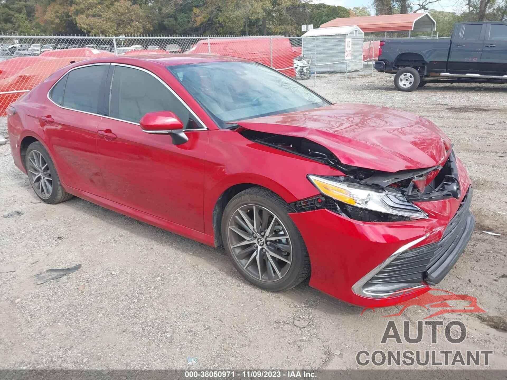 TOYOTA CAMRY 2023 - 4T1F11AK1PU088388