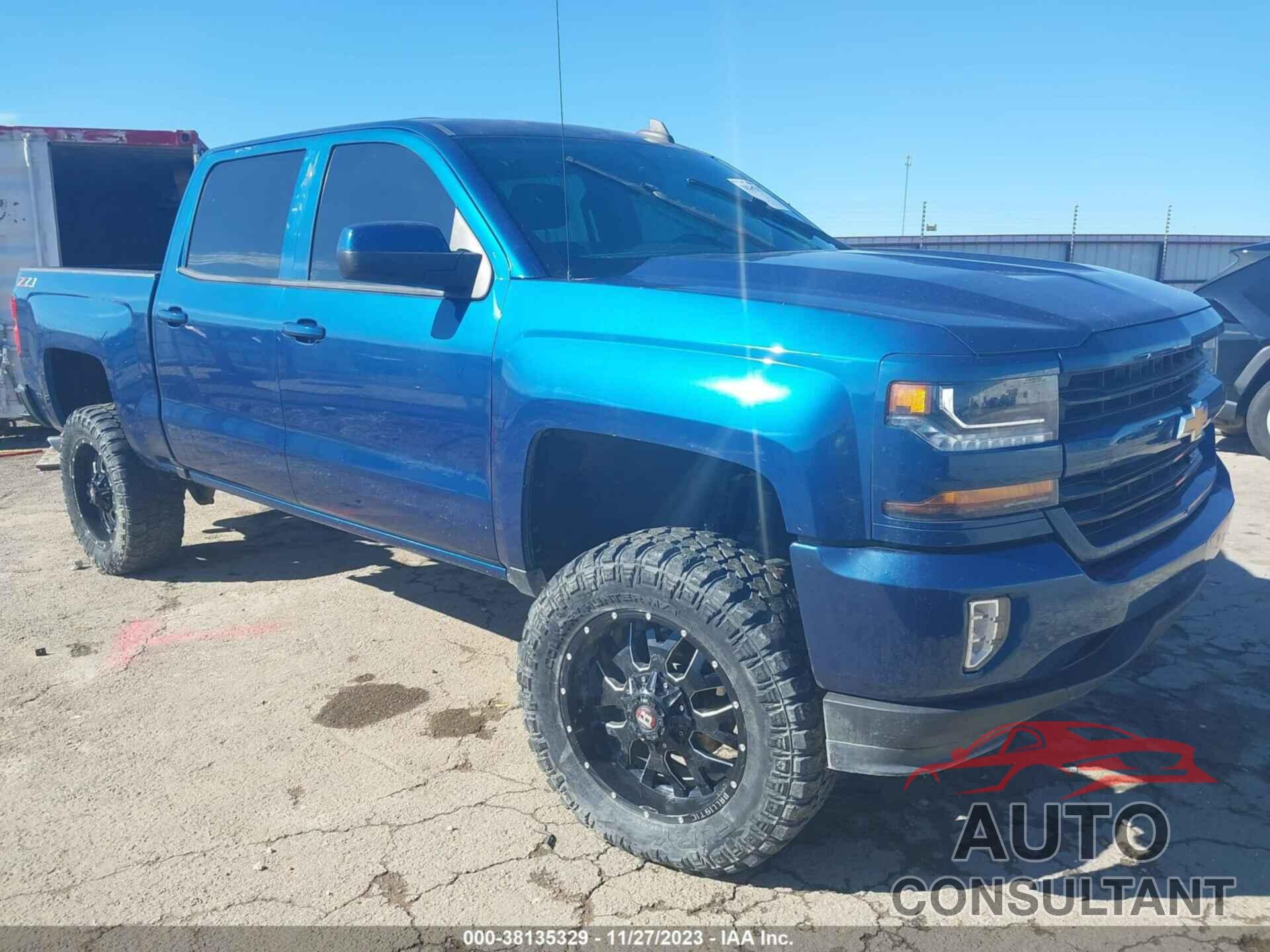 CHEVROLET SILVERADO 1500 2018 - 3GCUKREC5JG468371