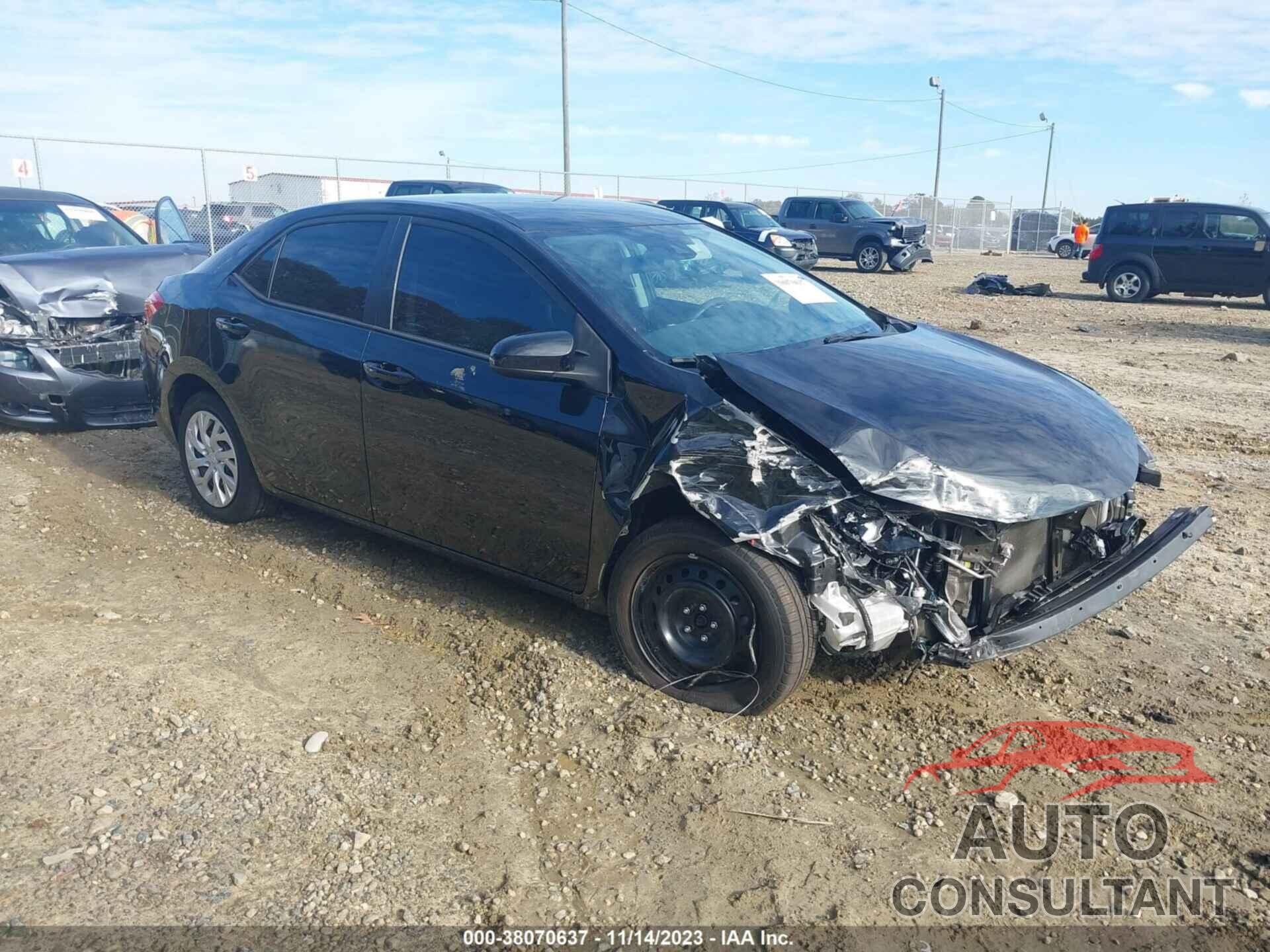 TOYOTA COROLLA 2018 - 5YFBURHE1JP849689