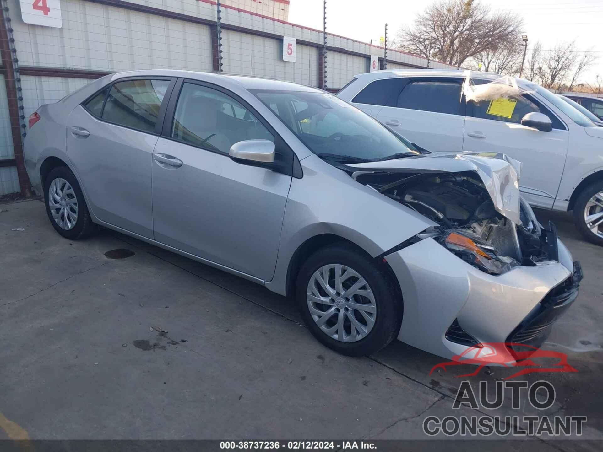 TOYOTA COROLLA 2017 - 5YFBURHE9HP705754