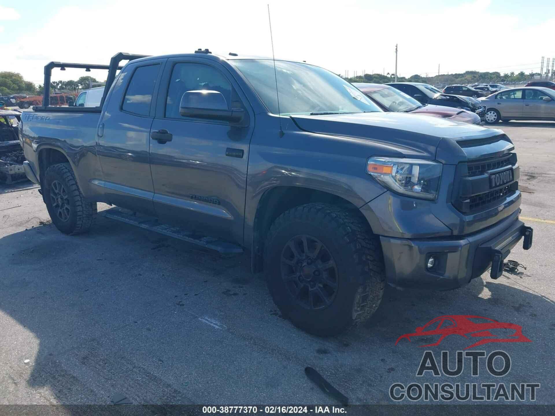 TOYOTA TUNDRA 2016 - 5TFUW5F16GX559325