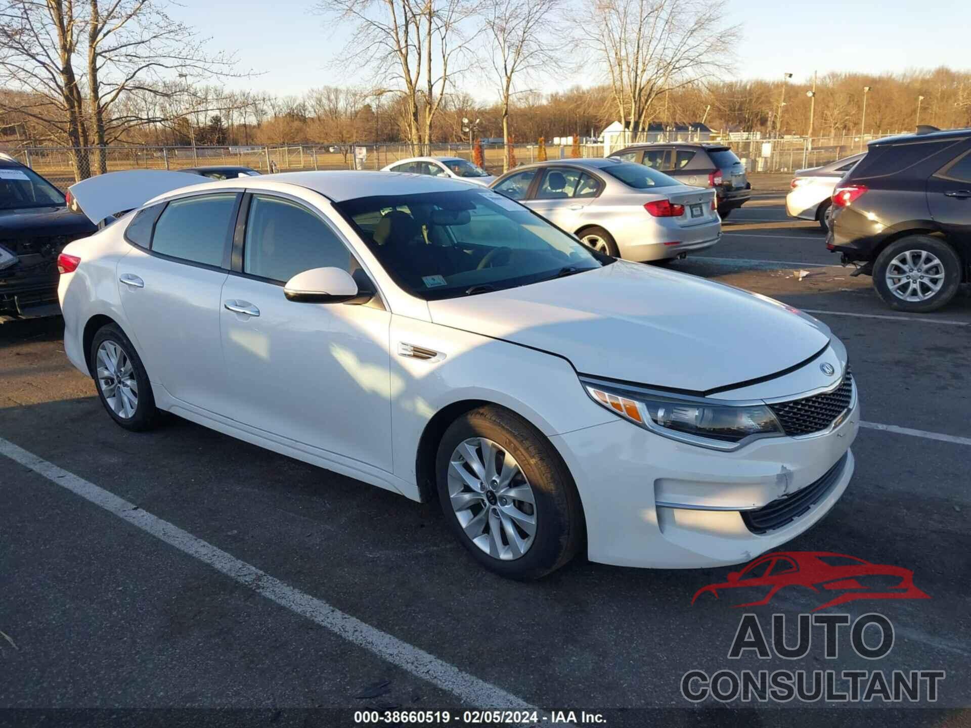 KIA OPTIMA 2018 - 5XXGT4L33JG252893