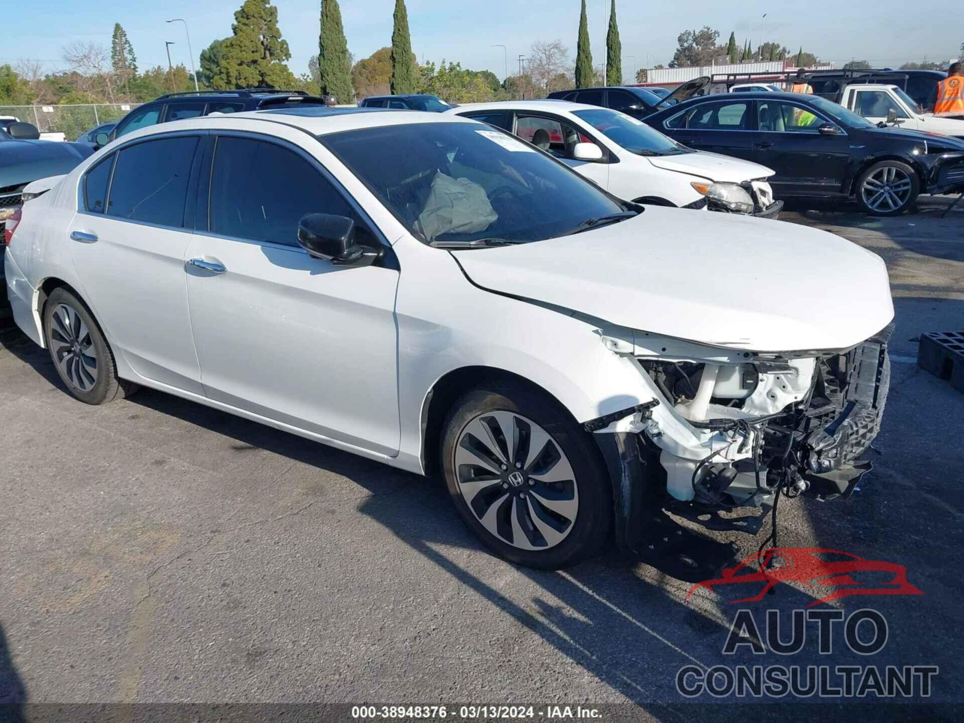 HONDA ACCORD 2017 - JHMCR6F54HC031656