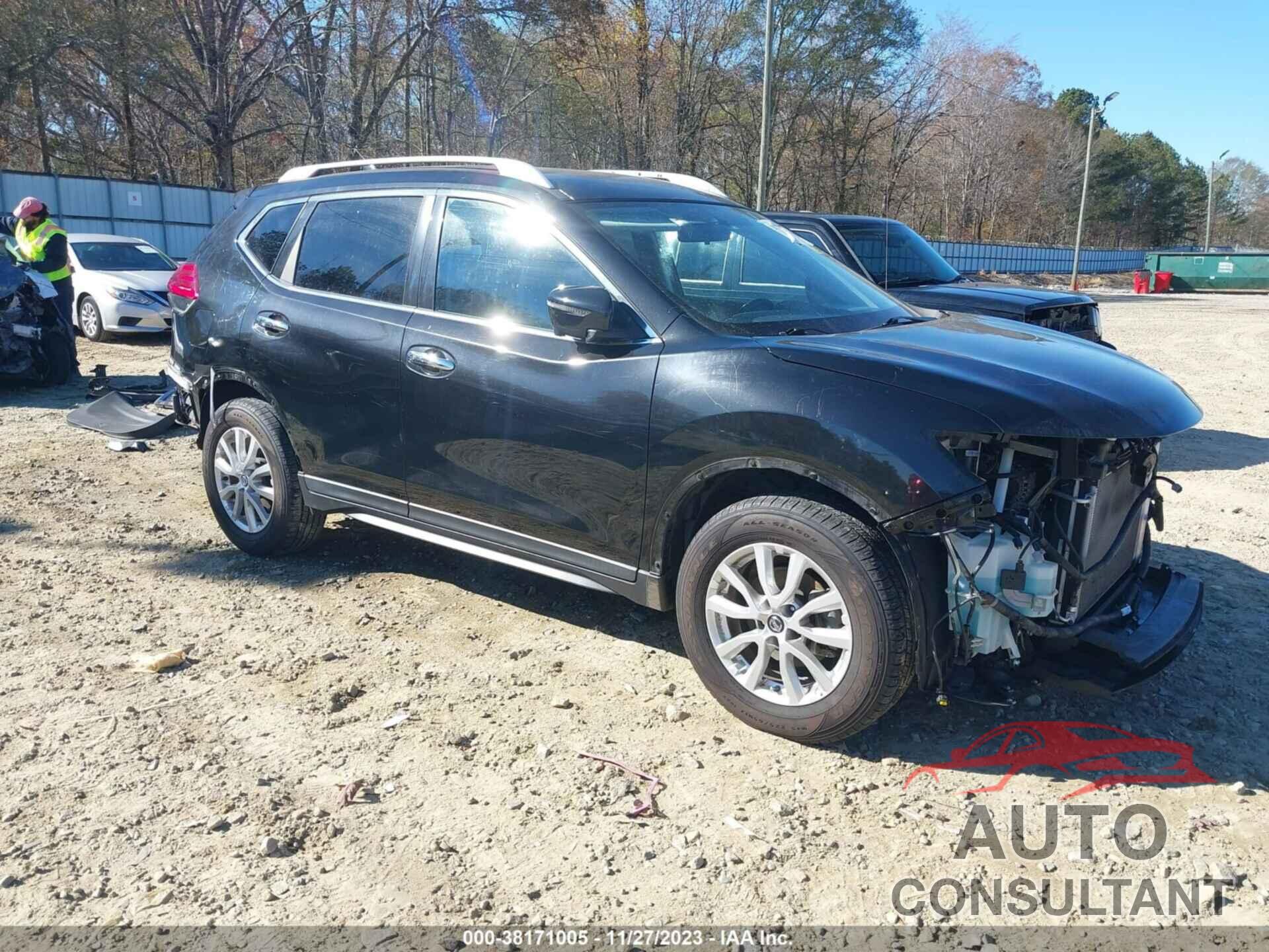 NISSAN ROGUE 2017 - KNMAT2MTXHP619574