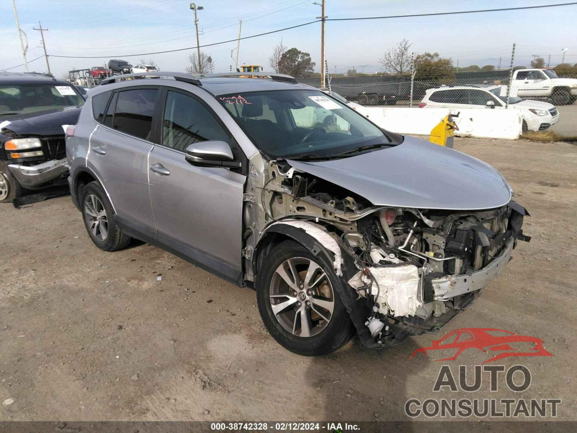 TOYOTA RAV4 2018 - 2T3WFREV0JW468566
